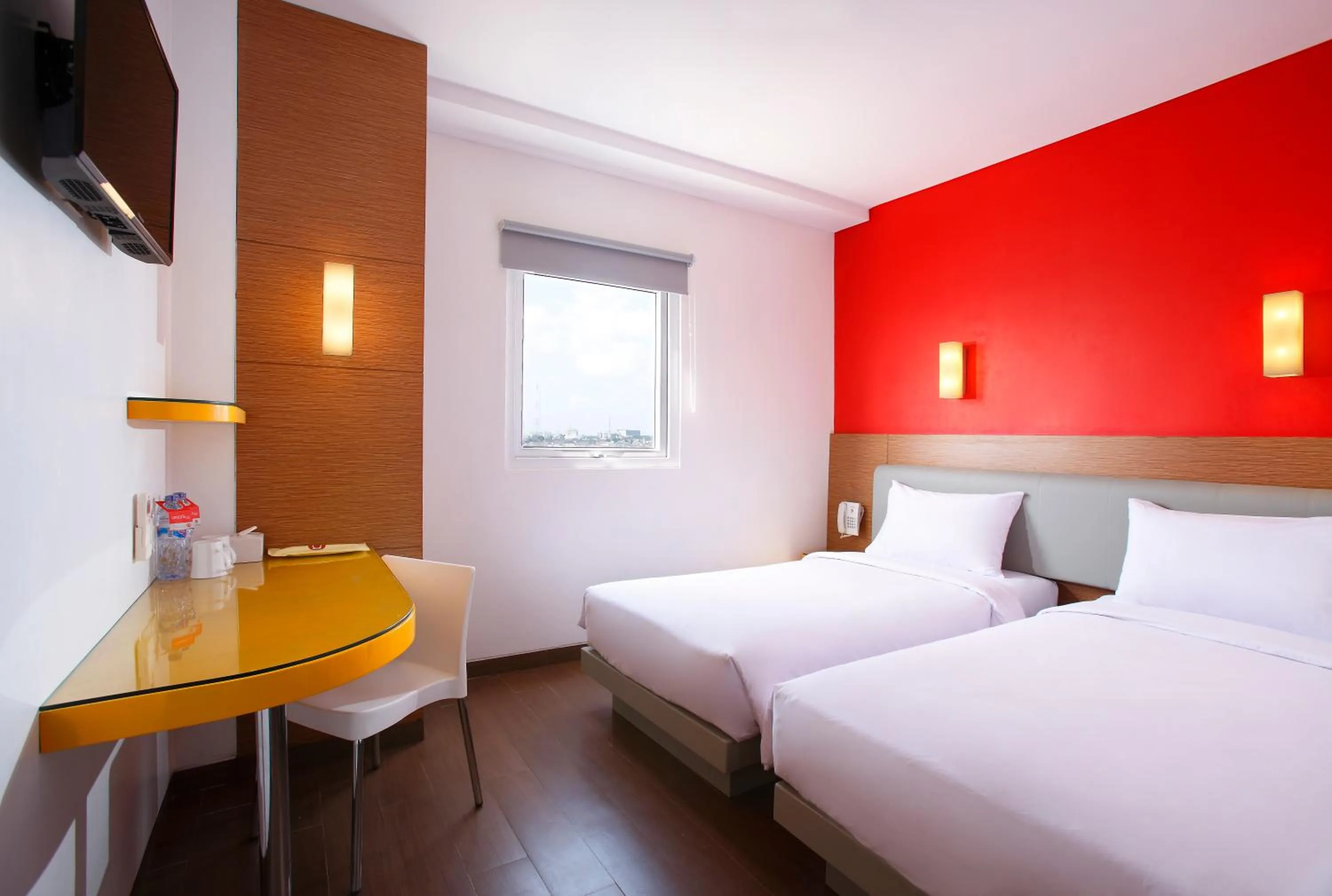 Smart Twin Room in Amaris Hotel Palembang