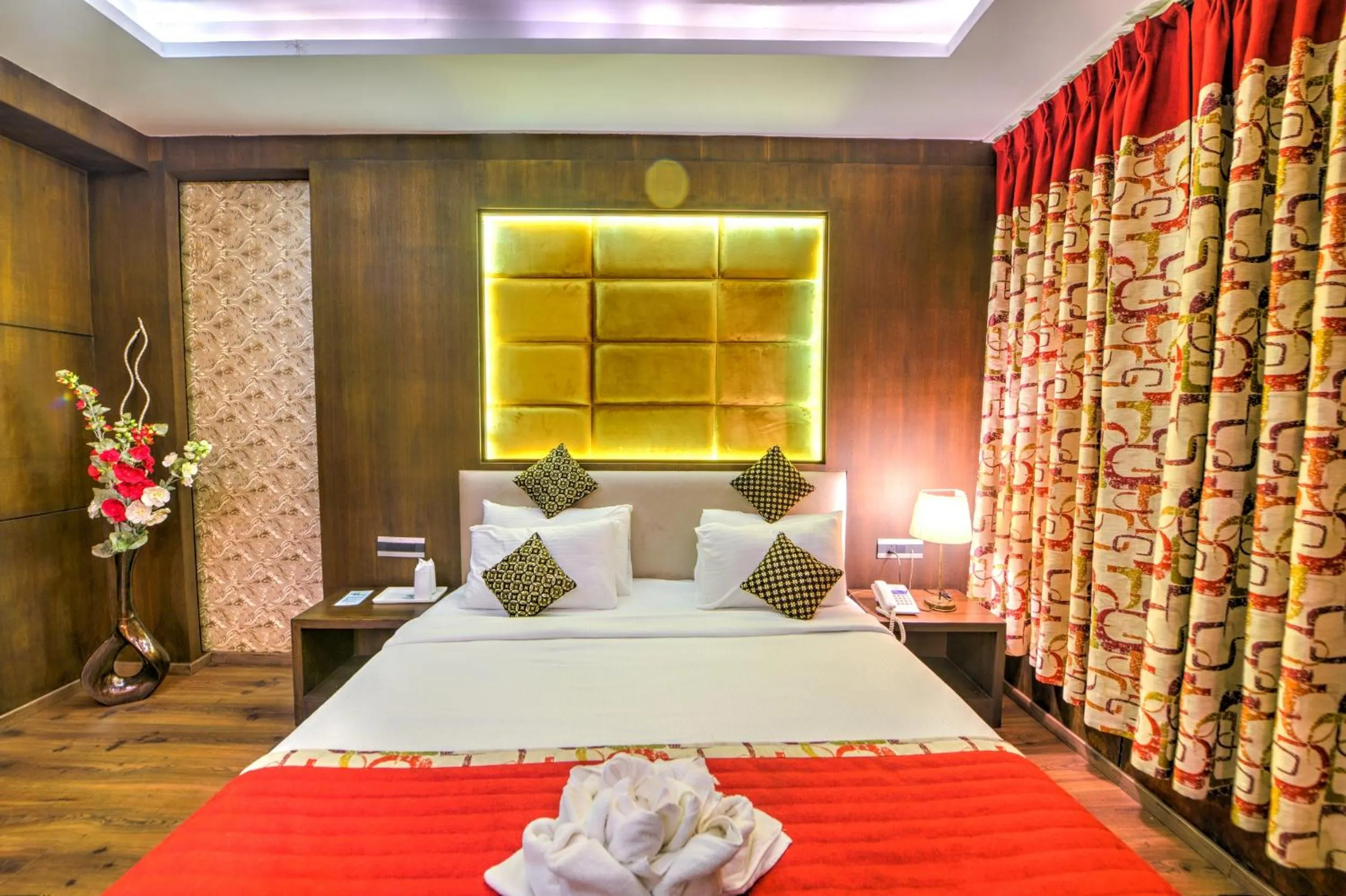 Royal Suite in Silver Sand Sentinel