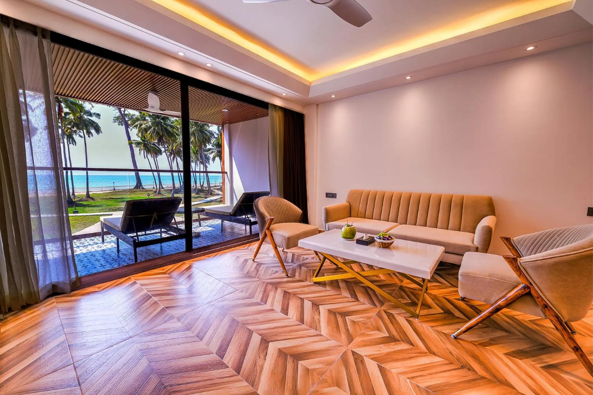 Deluxe Double Room with Balcony and Sea View in Sea Princess Port Blair