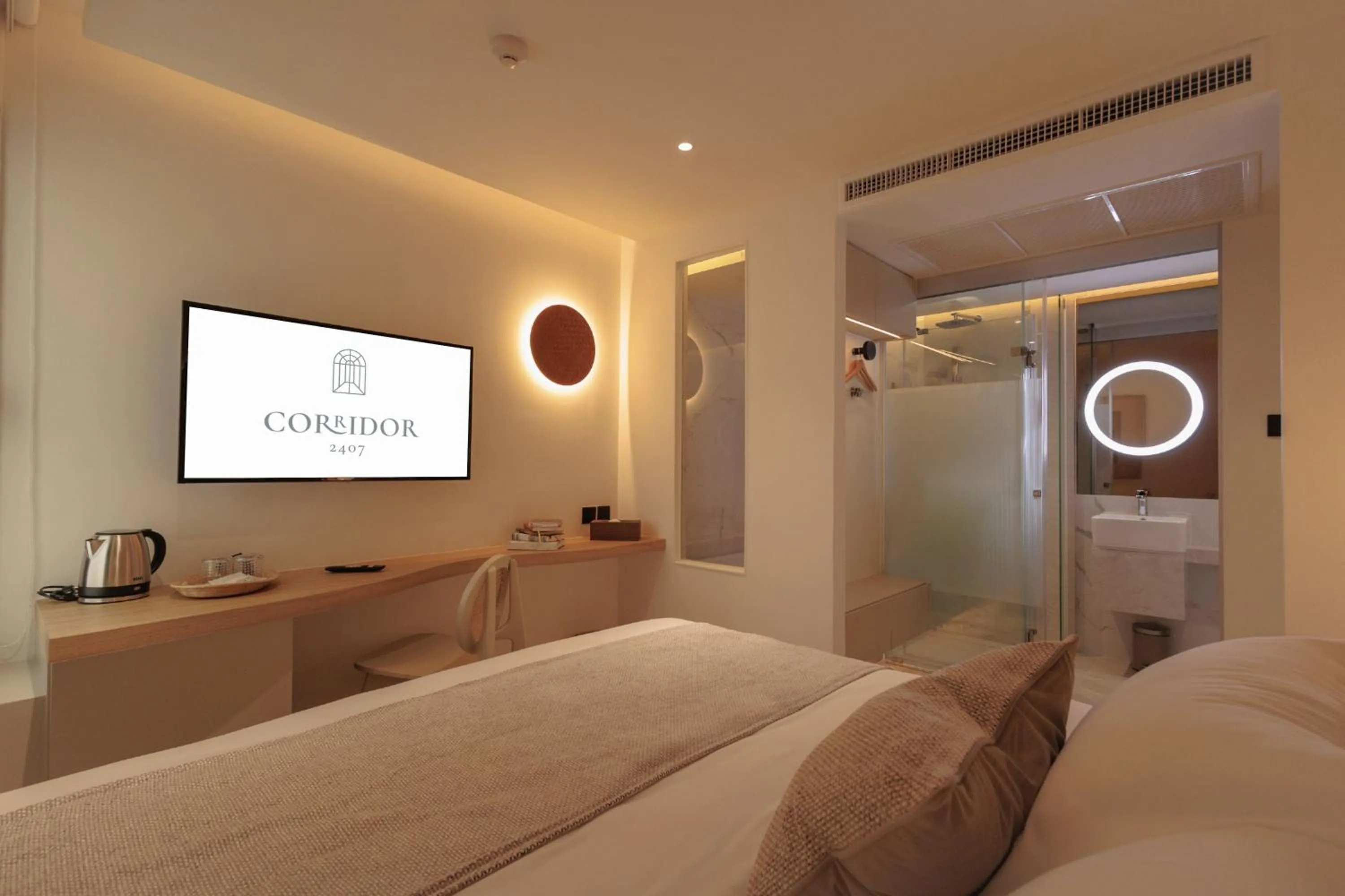 Premium Room with Soaking Tub in CORRIDOR 2407