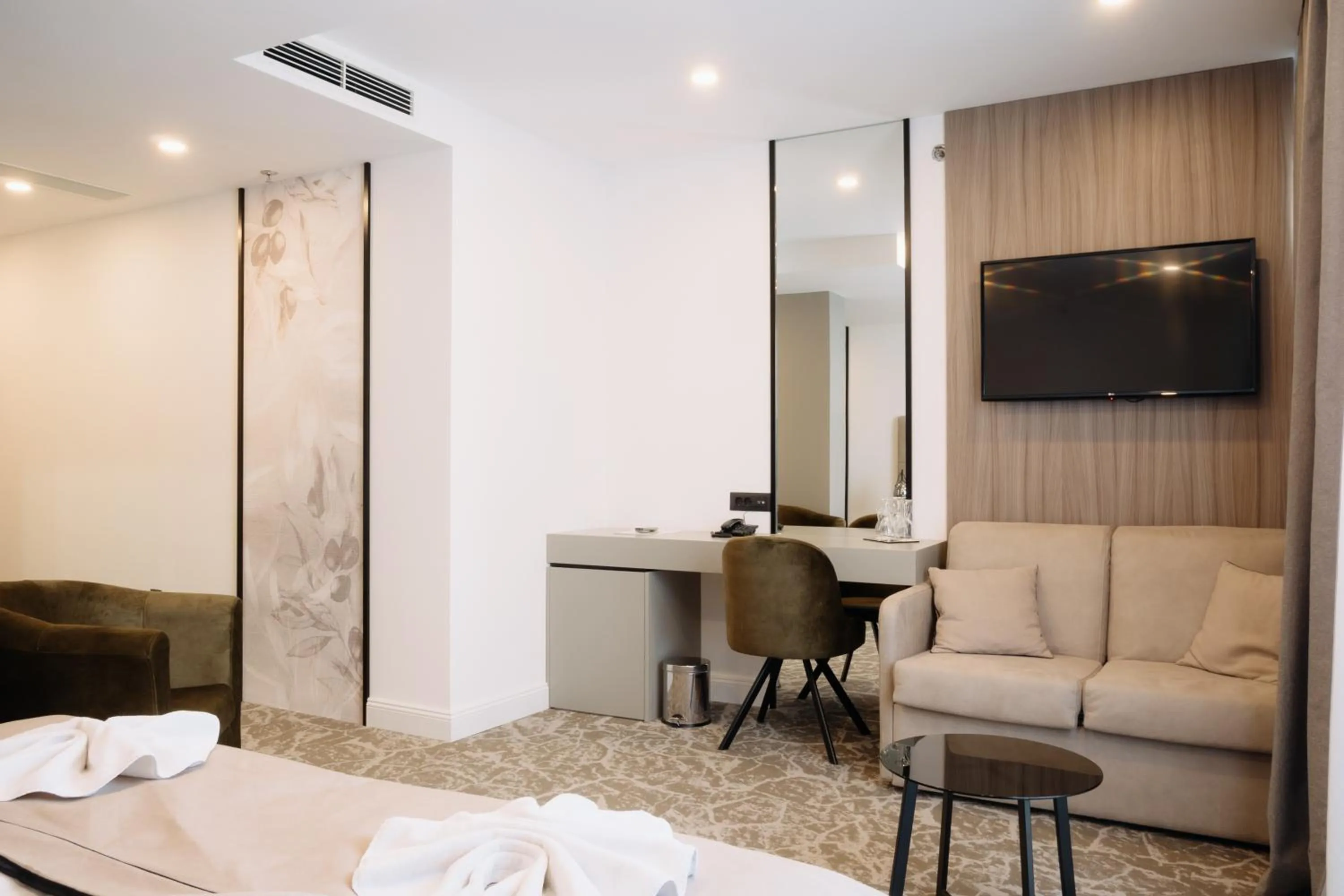 Deluxe Double or Twin Room in Hotel Fanat