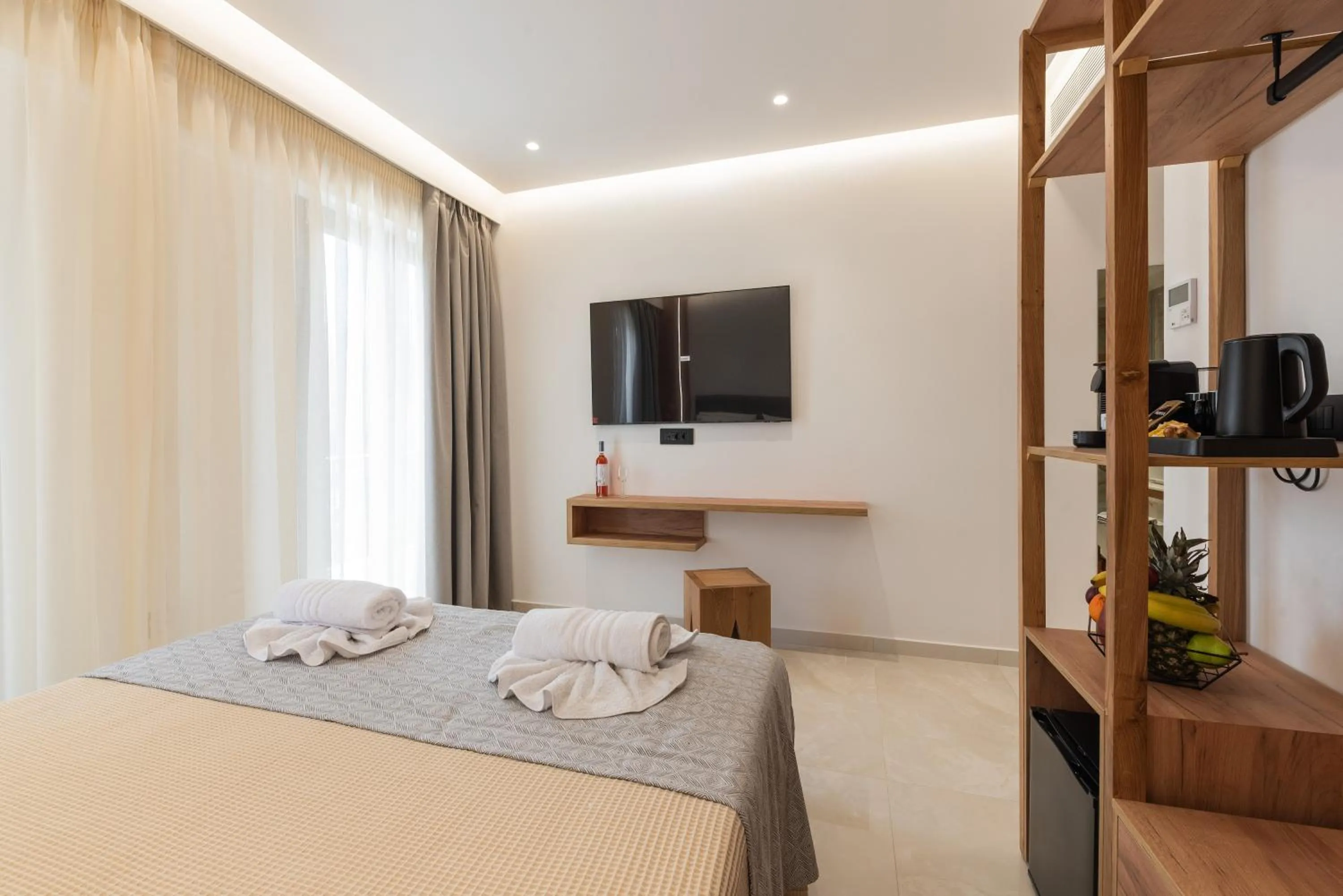 Deluxe Double Room in The Wine Hotel