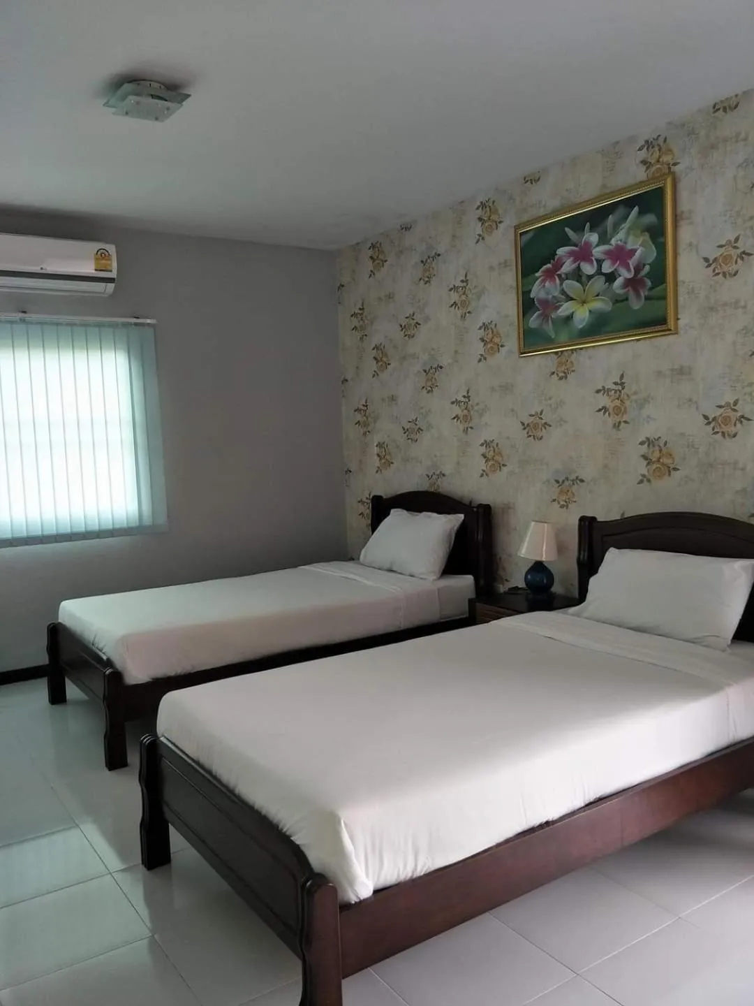 Twin Room in The Creek Resort