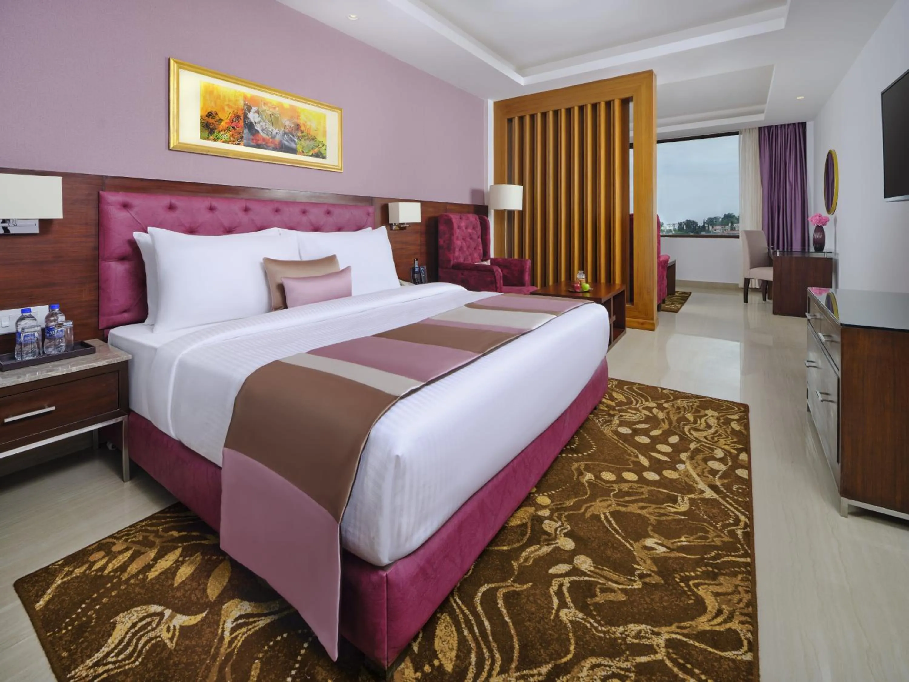 Junior Suite with Complimentary taxi stand transfer to Banganga/ Helipad , 15% off on Spa ( 30 min ), 15% off on F&B, 20% off on laundry per room per stay in Fortune Park, Katra - Member ITC Hotels' Group