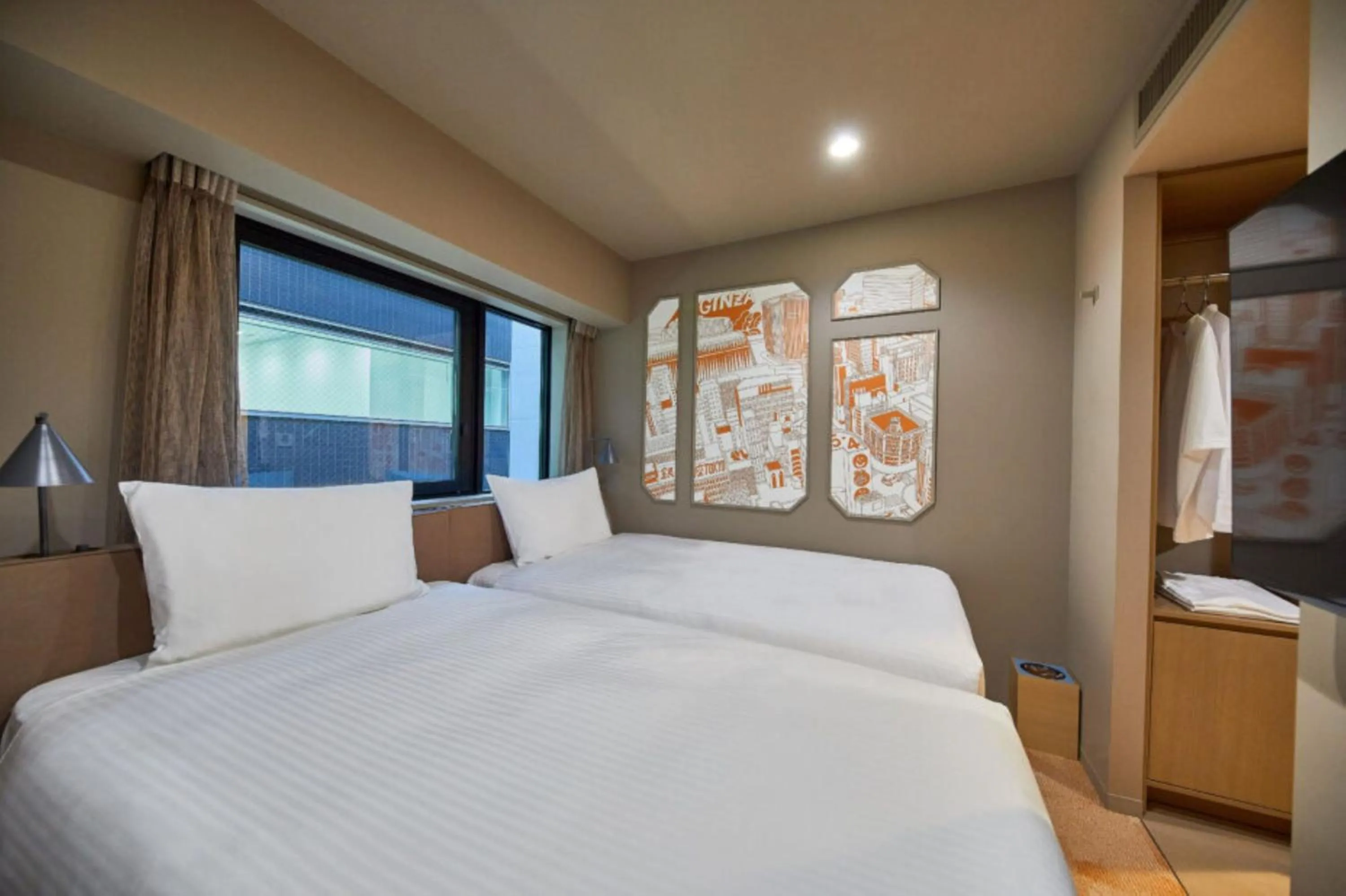 Side by Side (Studio Twin) in lyf Ginza Tokyo