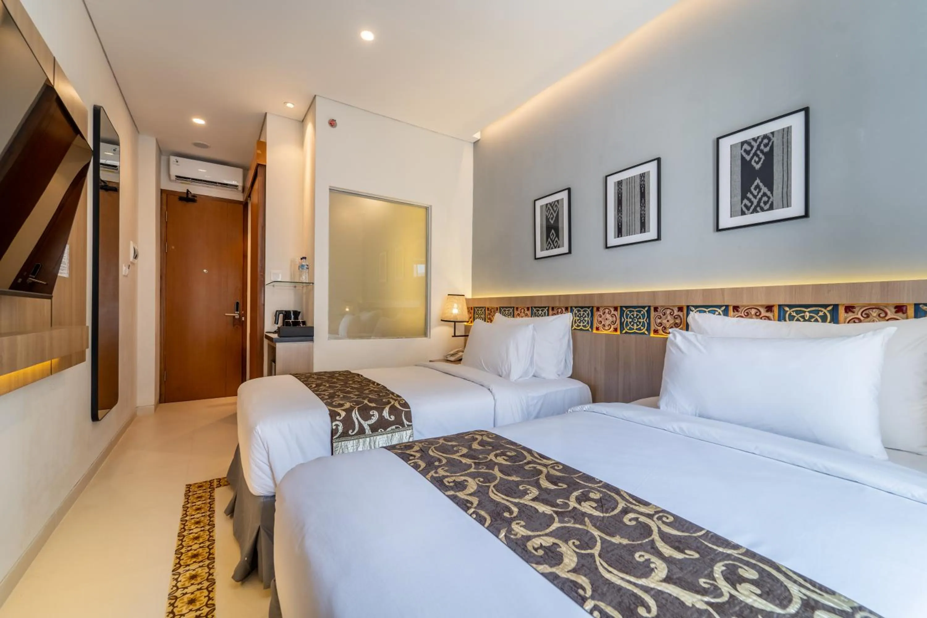 Superior Twin Room in Montana Oceanside Mandalika
