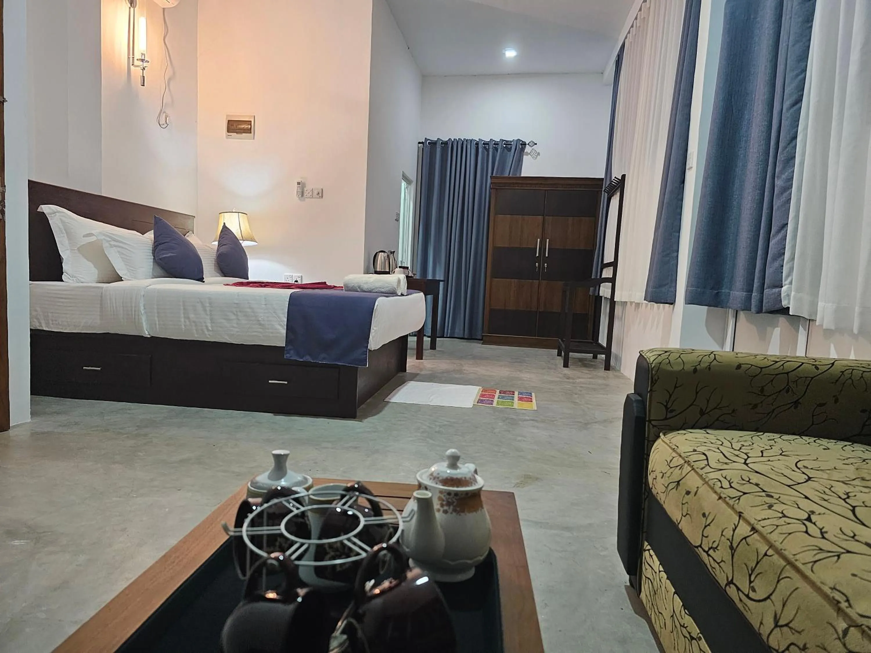 Family Room with Mountain View in Ellakanda Nature Villa