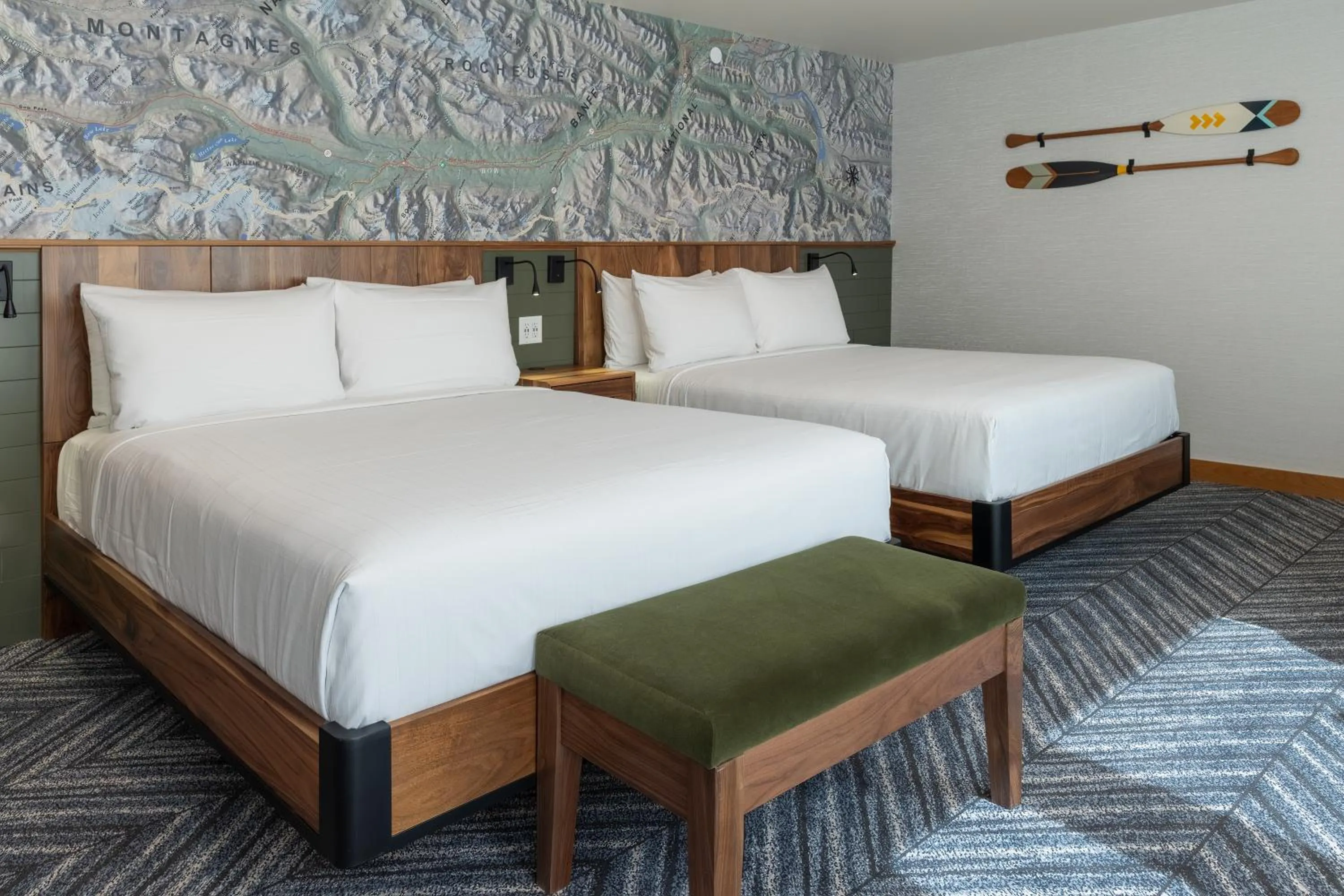 Superior Suite, 2 Queens in Hotel Canoe and Suites