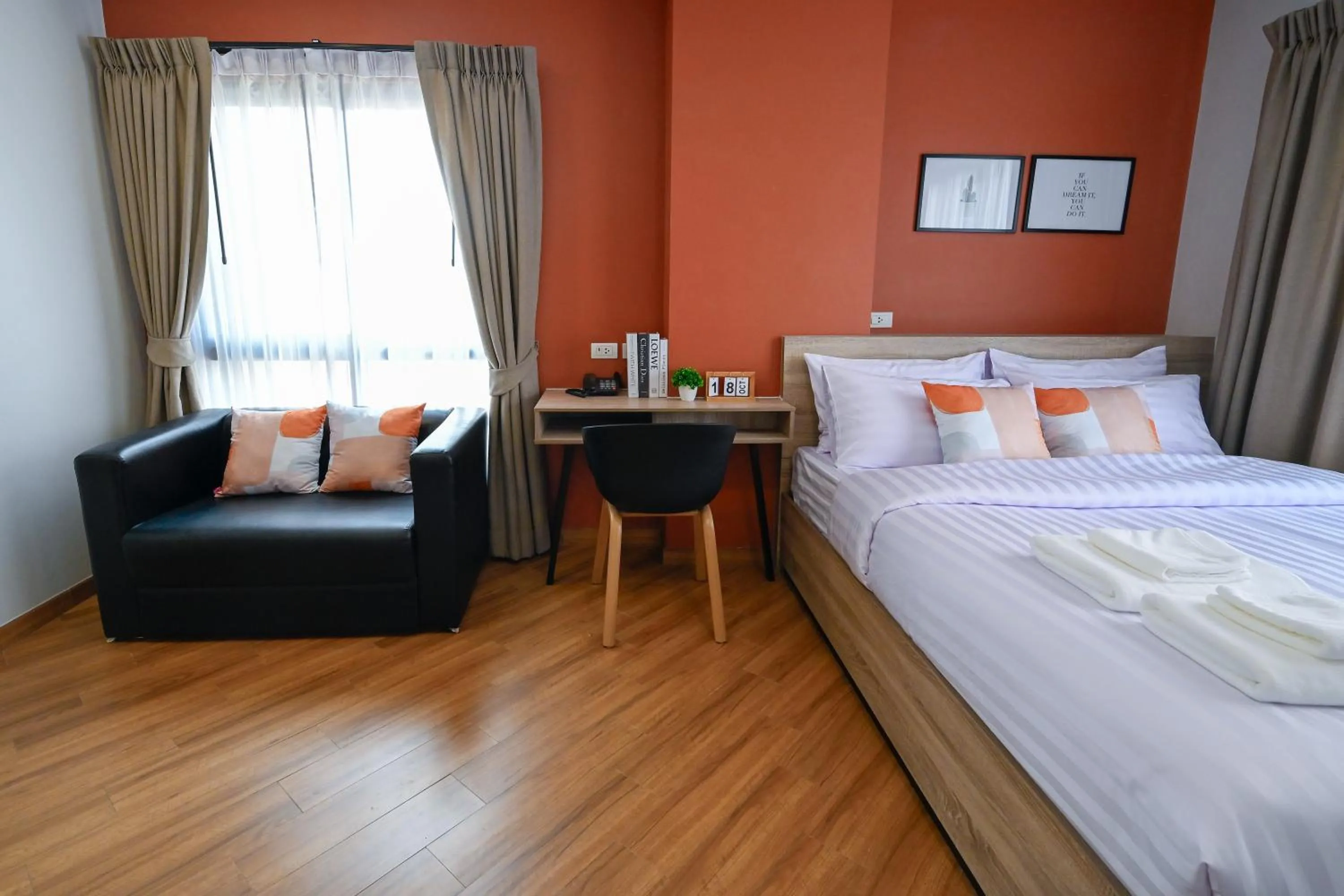 Deluxe Queen Room in You Hotel