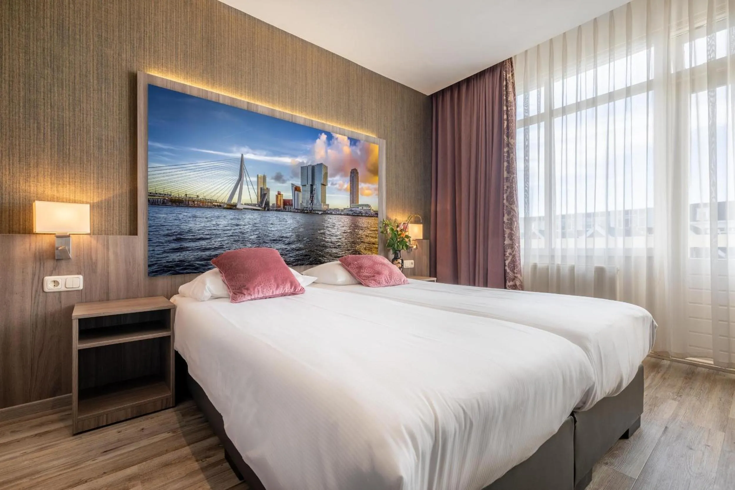 Standard Twin Room in Boutique Hotel Milano Rotterdam-Centre