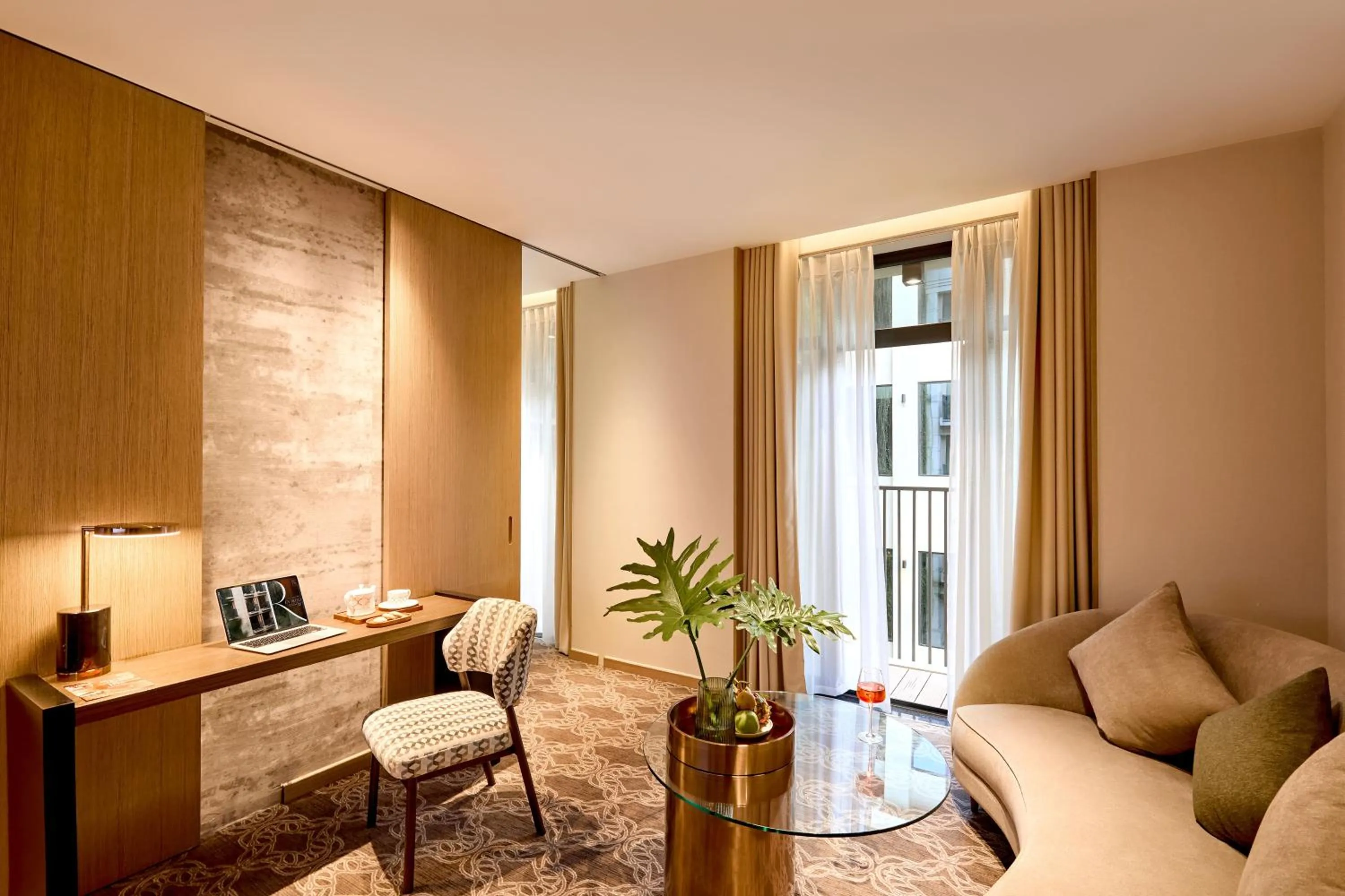 Suite with Garden View in REY Hotel Hanoi