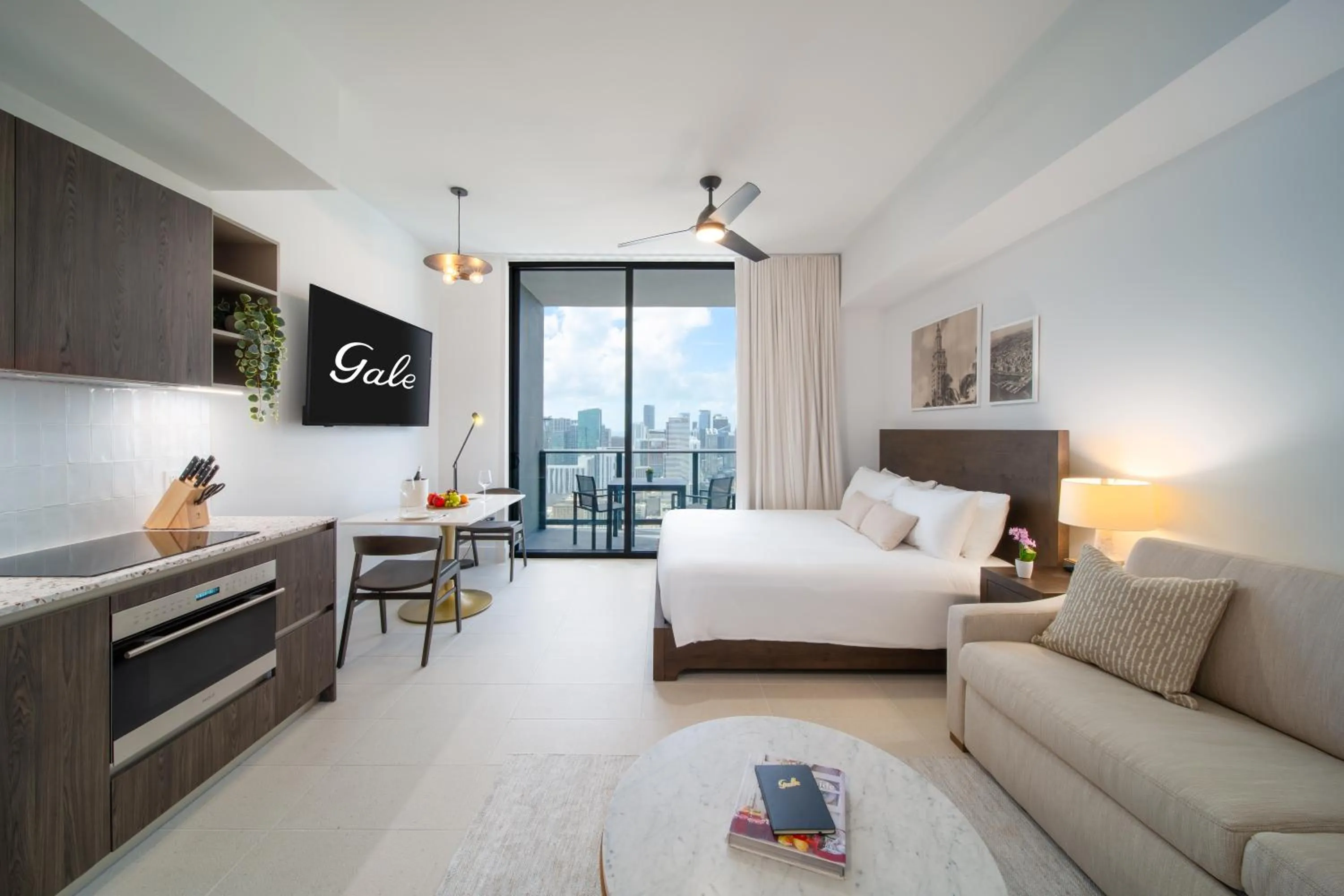  Skyline Residences Studio with Kitchen & Balcony. in Gale Miami Hotel & Residences