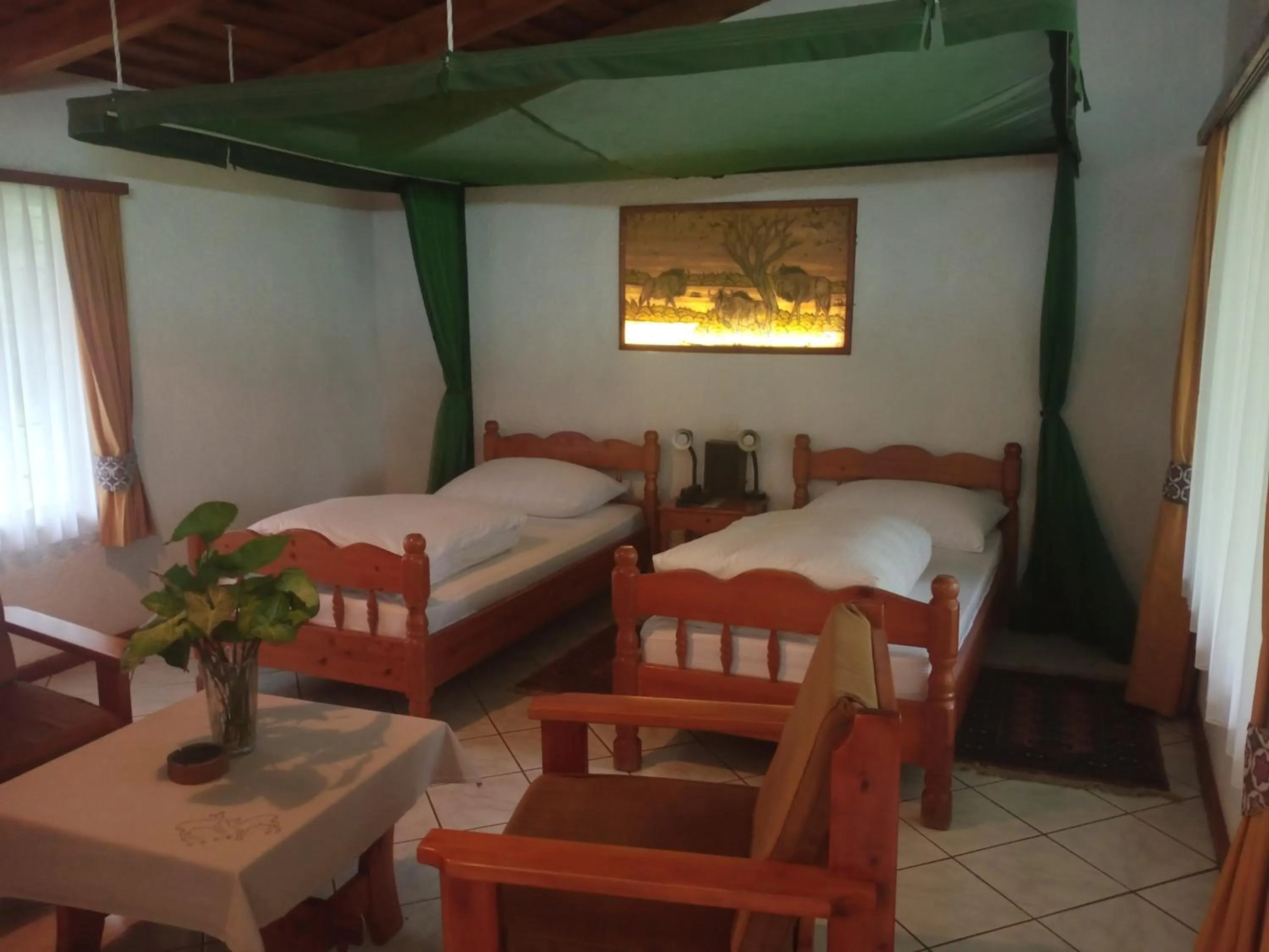 Deluxe Twin Room in Dik Dik Hotel