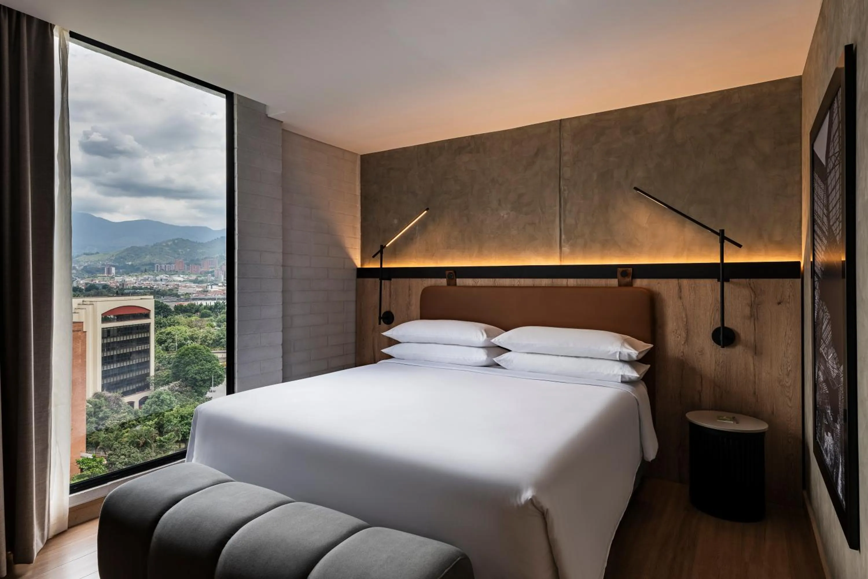 1 King Bed-Premium Room in Faranda Collection Medellin, a Member of Radisson Individuals