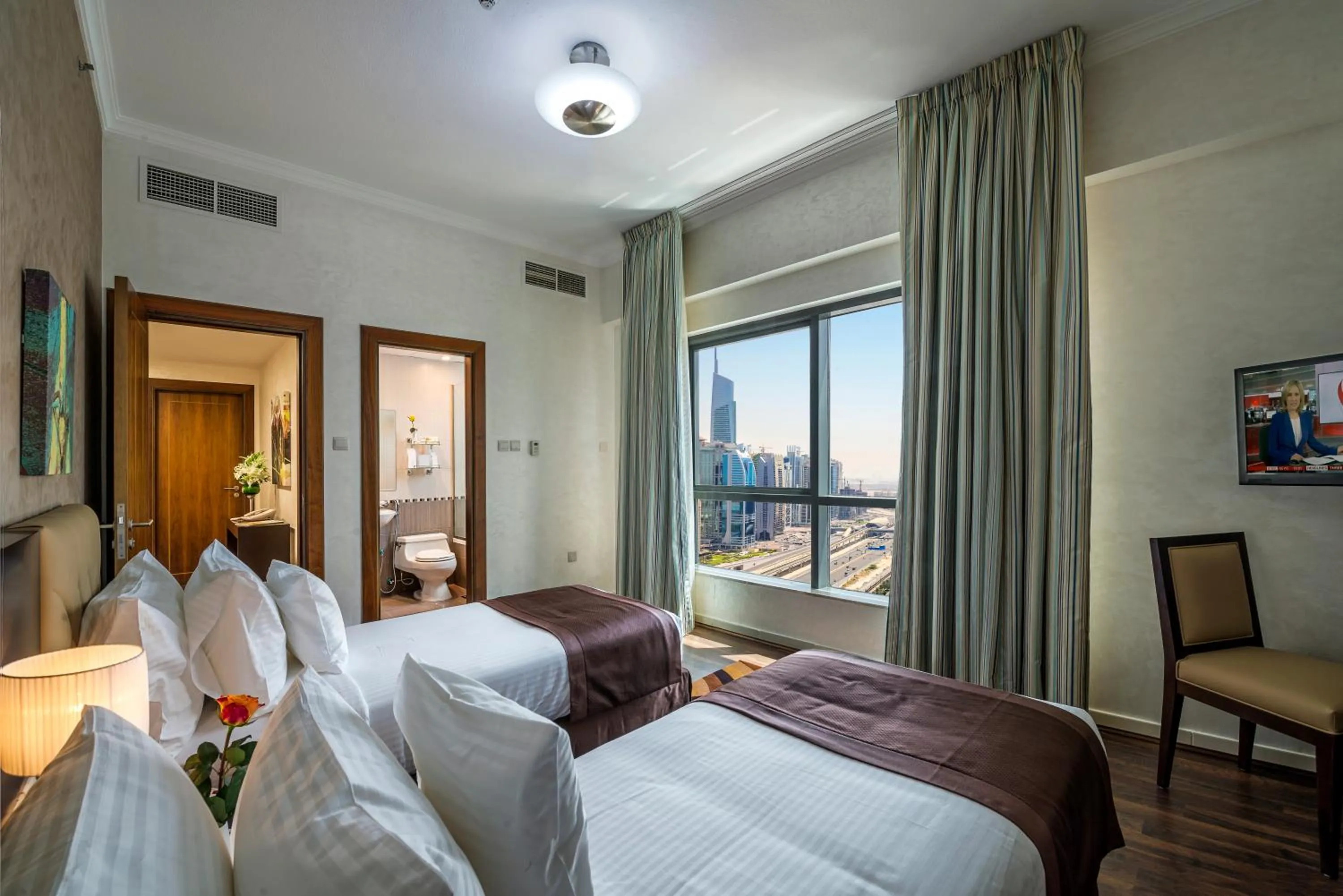 Premiere Four-Bedroom Apartment in City Premiere Marina Hotel Apartments