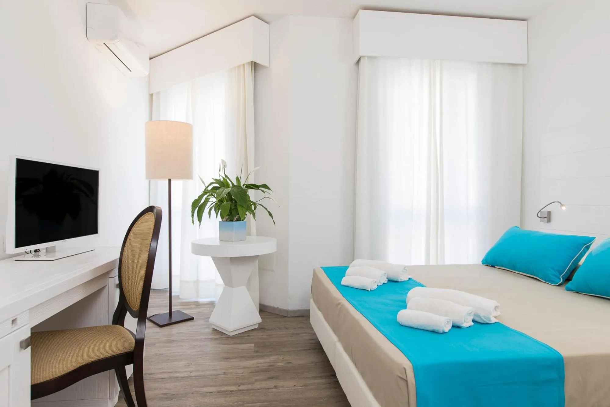 Comfort Double or Twin Room in Lu' Hotel Maladroxia