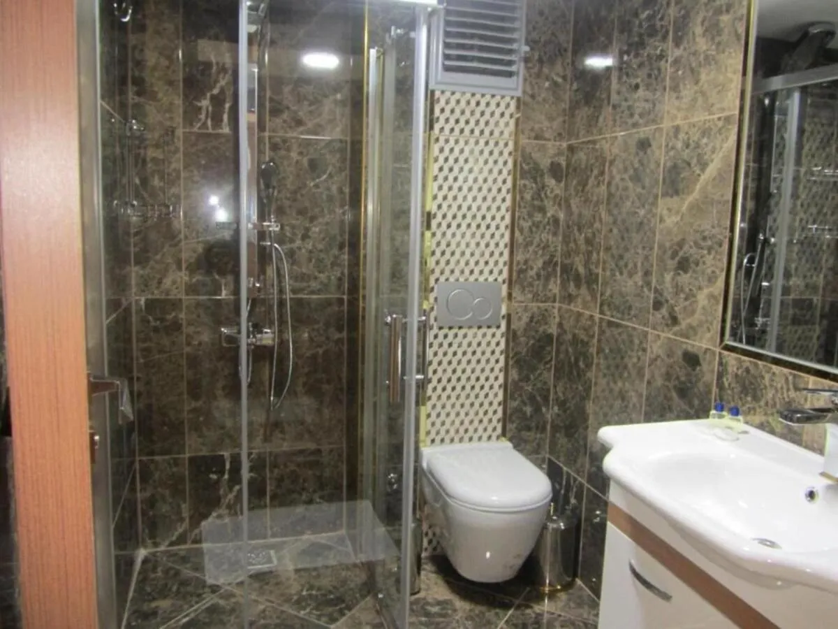 Standard Quadruple Room in Safir Hotel