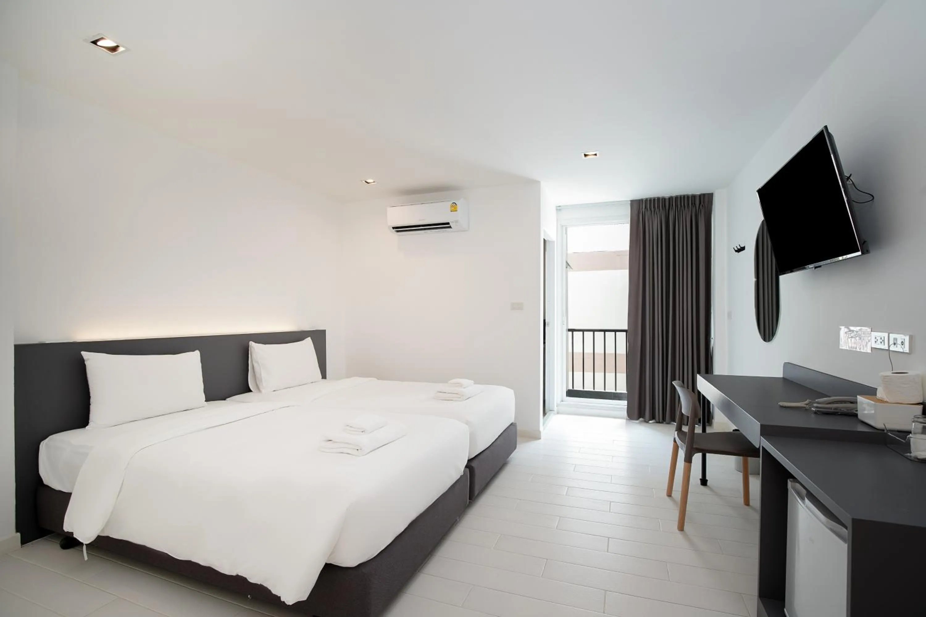 Superior Twin Room in The Urban Oasis