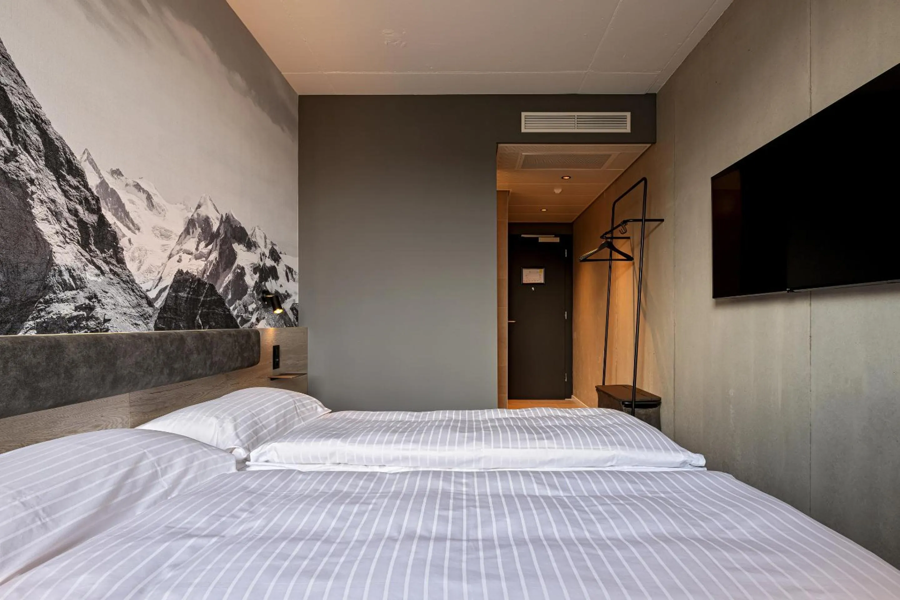 Twin Room - Disability Access in Zleep Hotel Lausanne-Chavannes