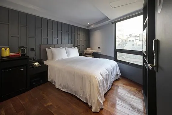 Classic Double Room in Reddot Hotel