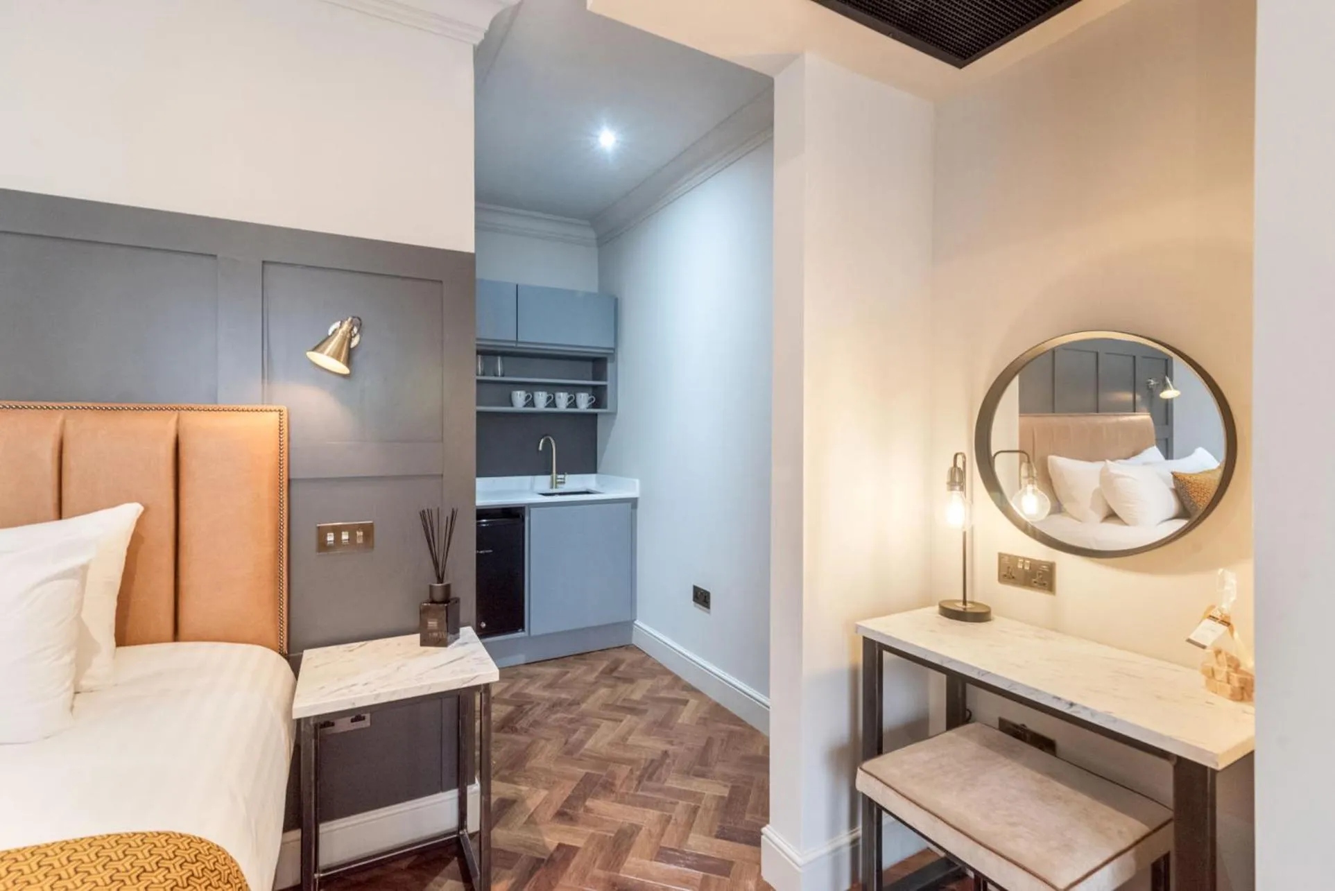 King or Twin Studio  in King Street Aparthotel