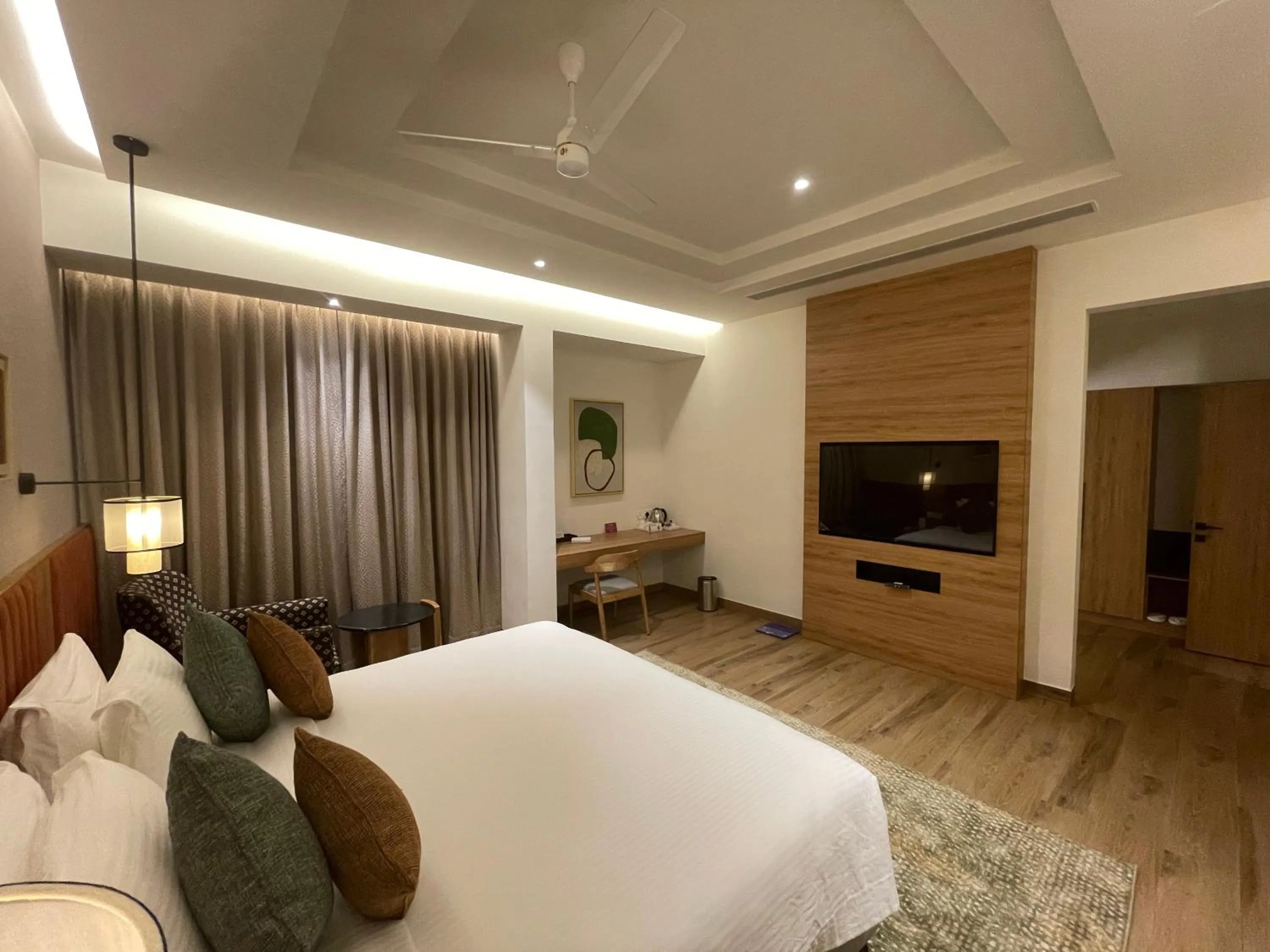 Viceroy Suite in Regency Tuticorin by GRT Hotels