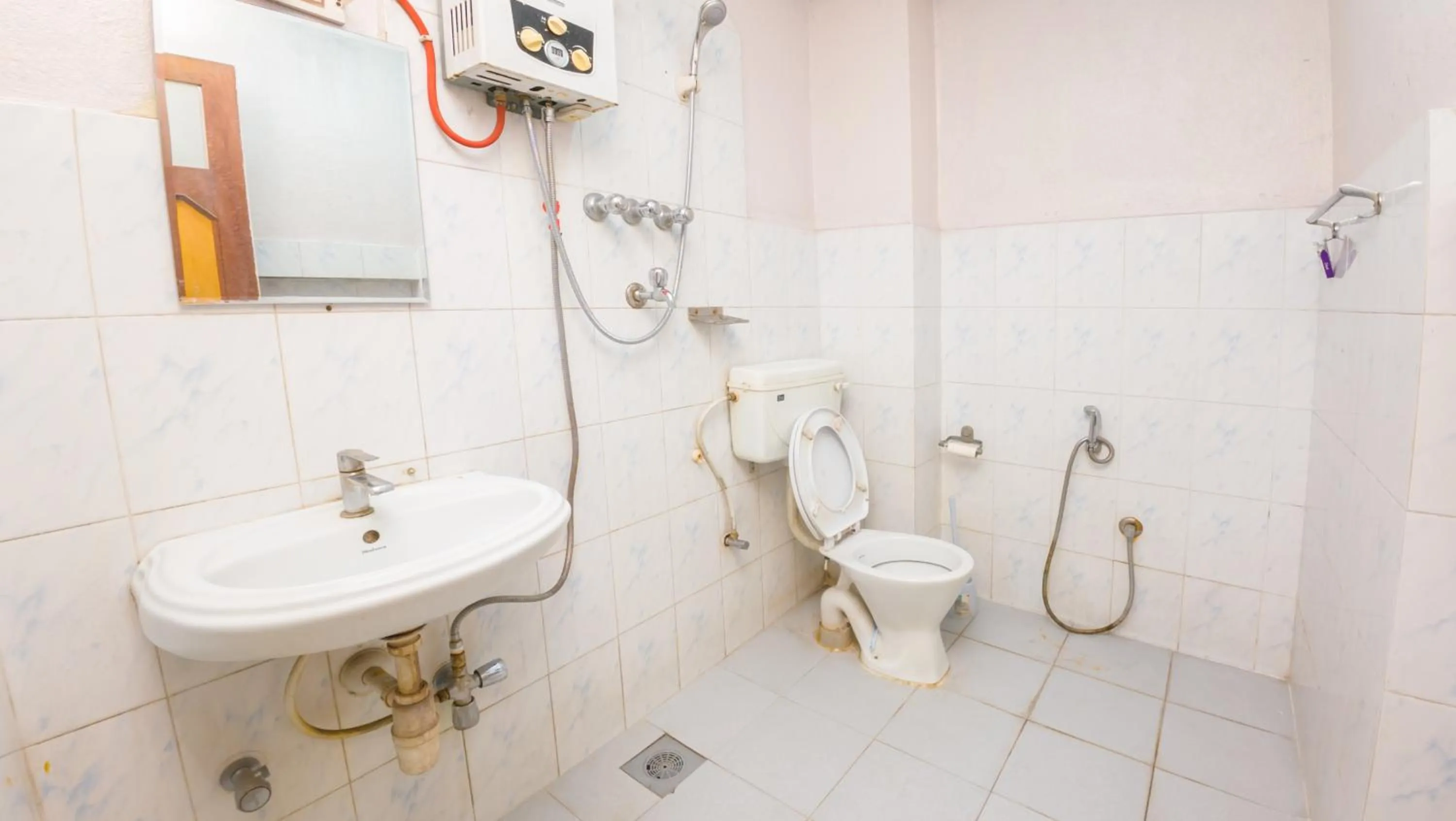 Deluxe Twin Room - single occupancy in Durbar Guest House