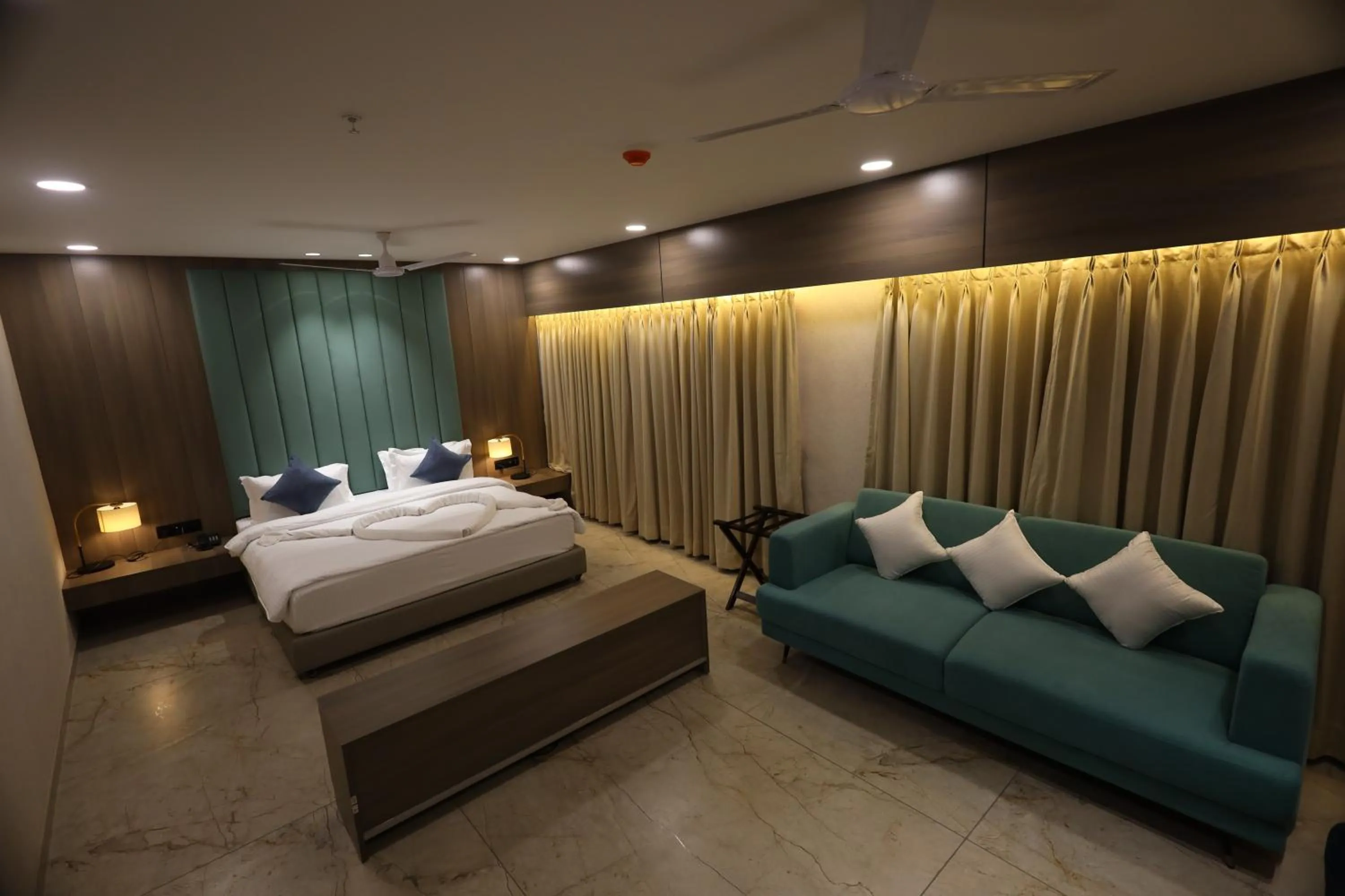 Suite in Lords Eco Inn Navsari
