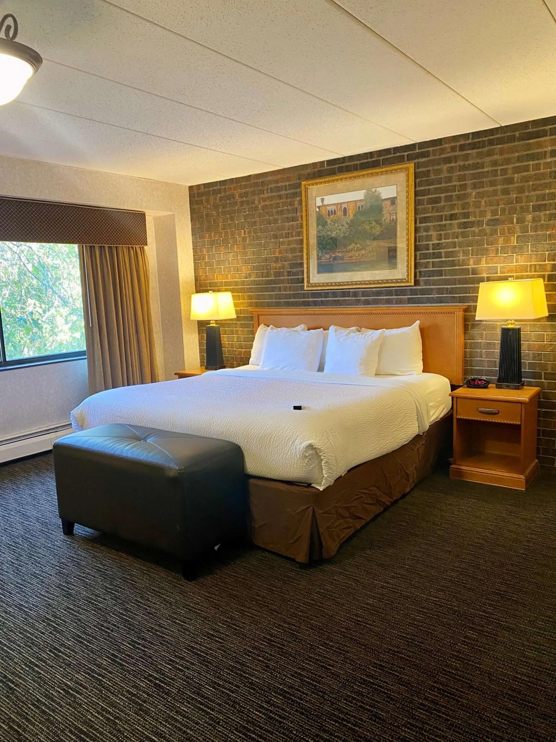 King Suite - Non-Smoking (Stair Access) in Best Western Plus Kelly Inn