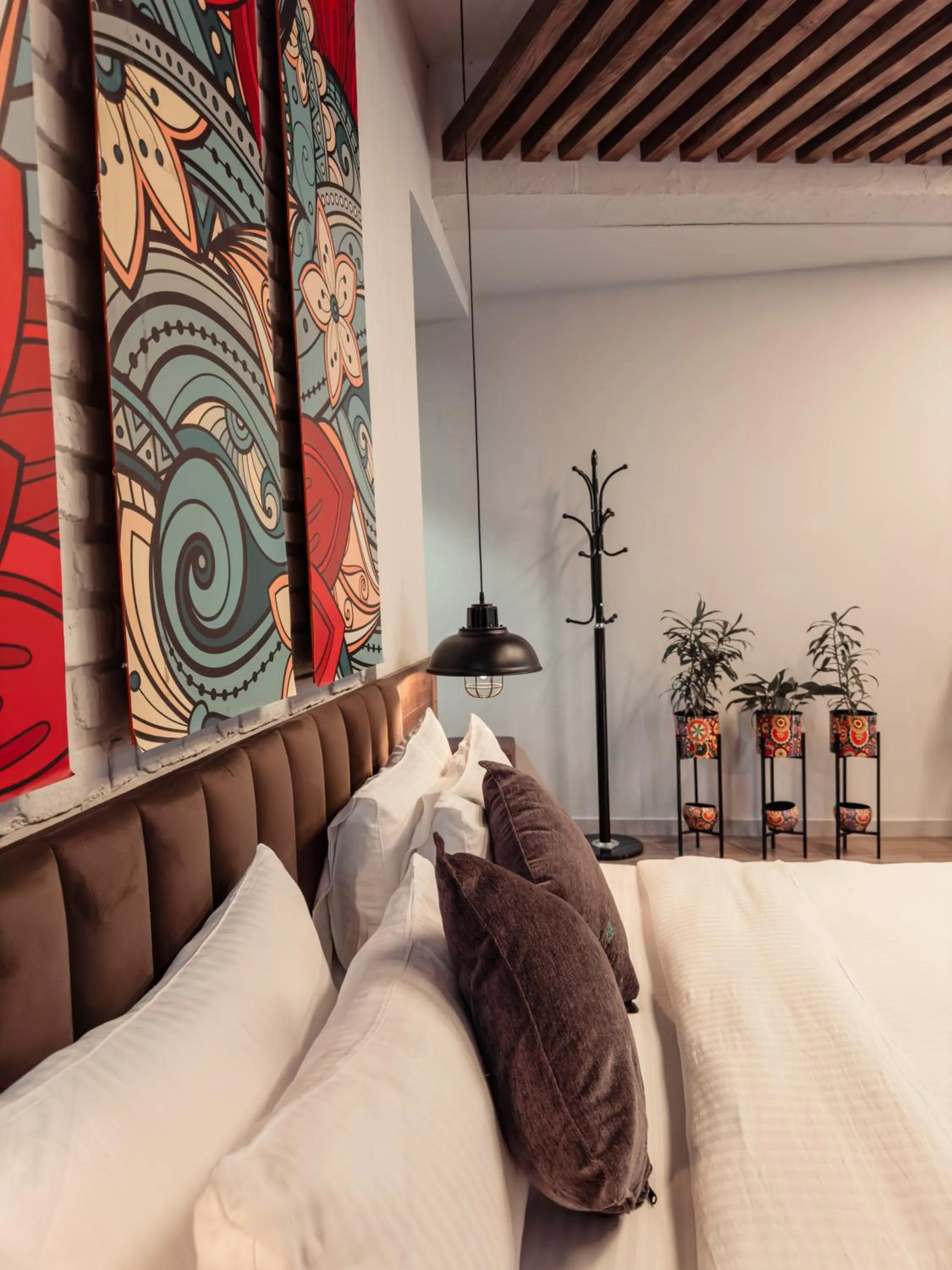 King Room with Lake View in Jade City Hotel