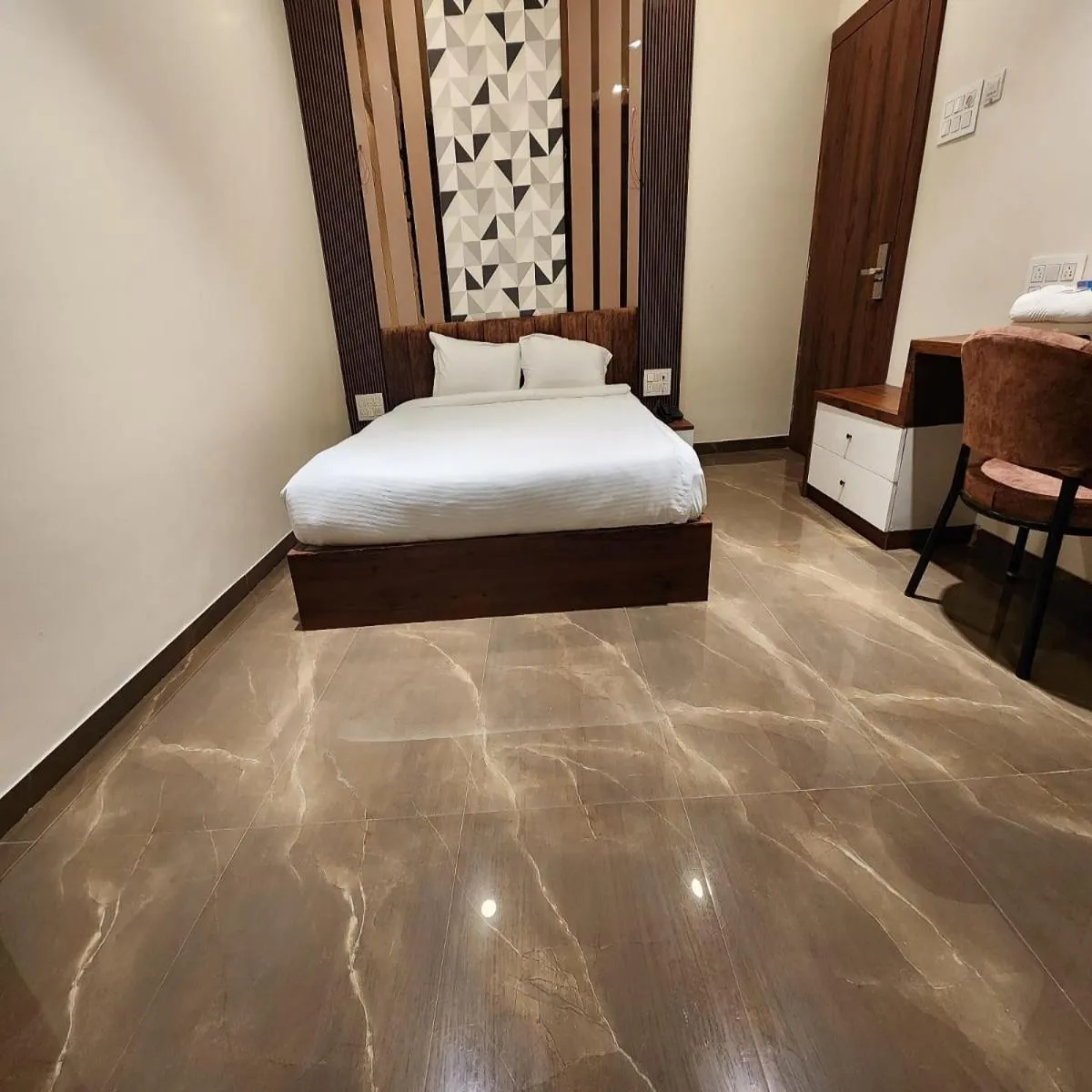 Superior King Room - single occupancy in Hotel The Mint Nanded