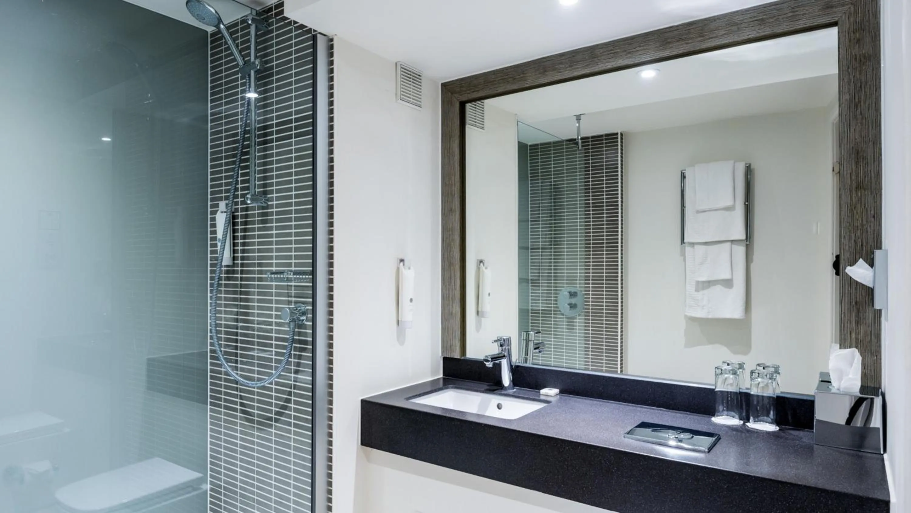 Standard Room in Holiday Inn Slough Windsor by IHG