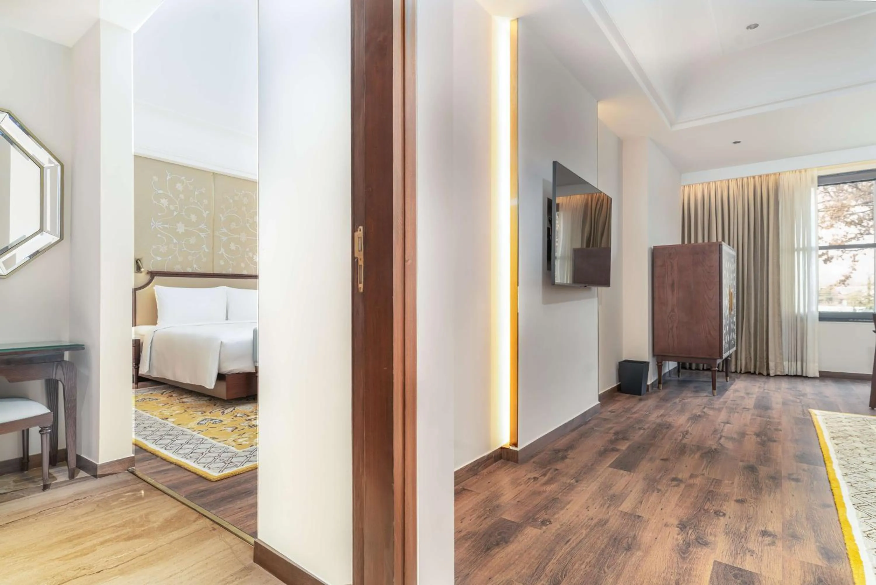 One-Bedroom Executive Suite in Radisson Collection Hotel & Spa, Riverfront Srinagar