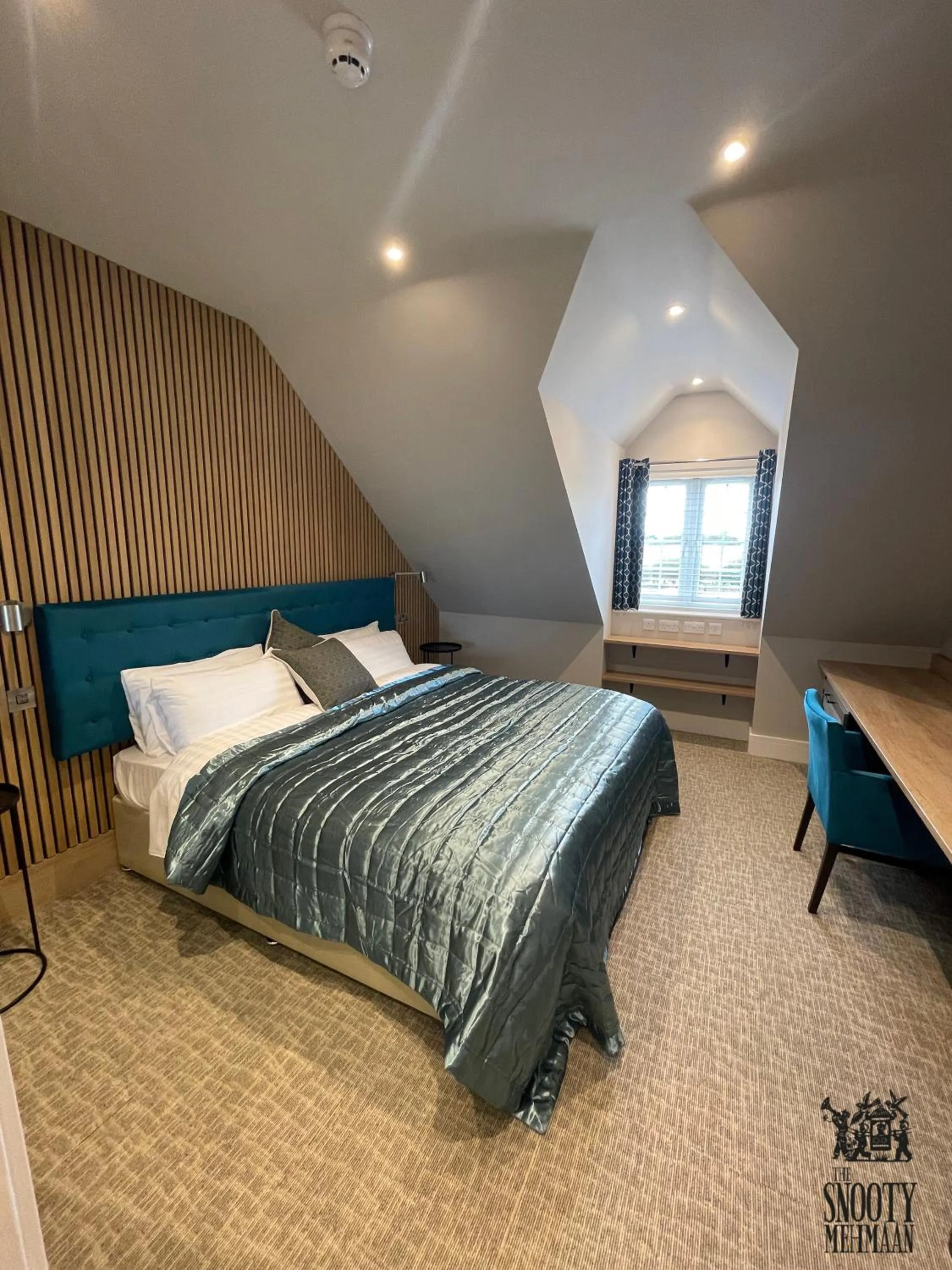 Deluxe King Room - single occupancy in The Boutique Hotel