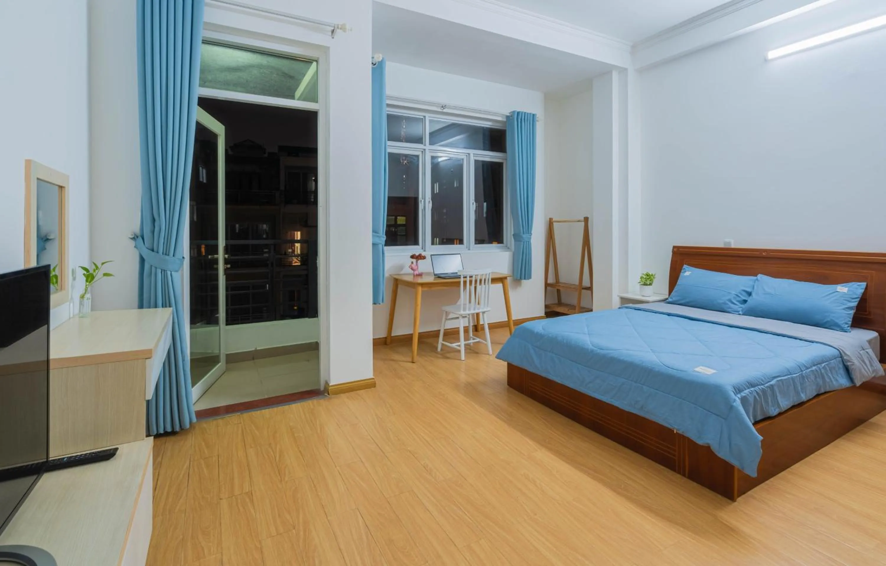 One-Bedroom Apartment in LalaHouse Riverside Residence