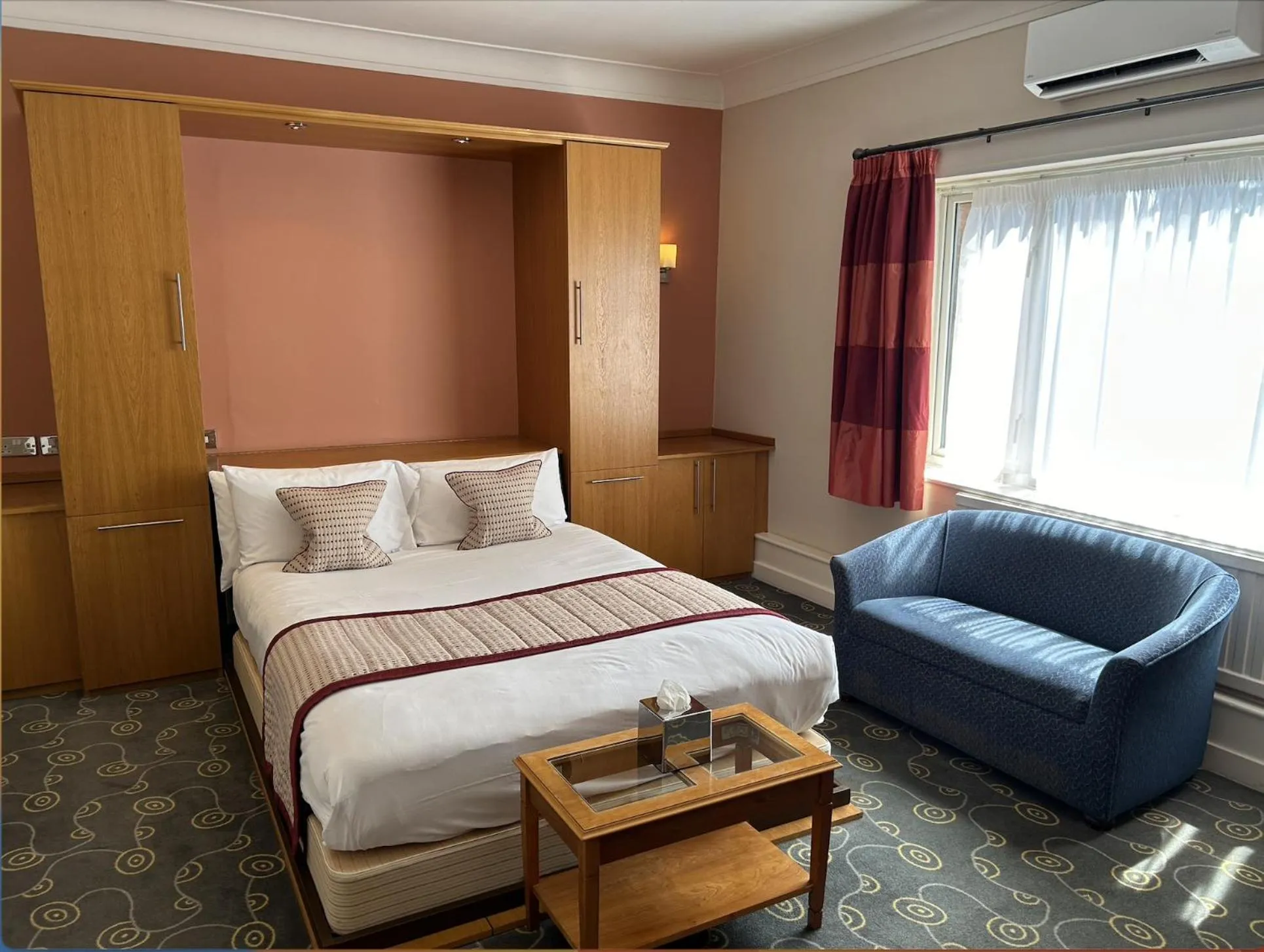 Suite in Birmingham Great Barr Hotel