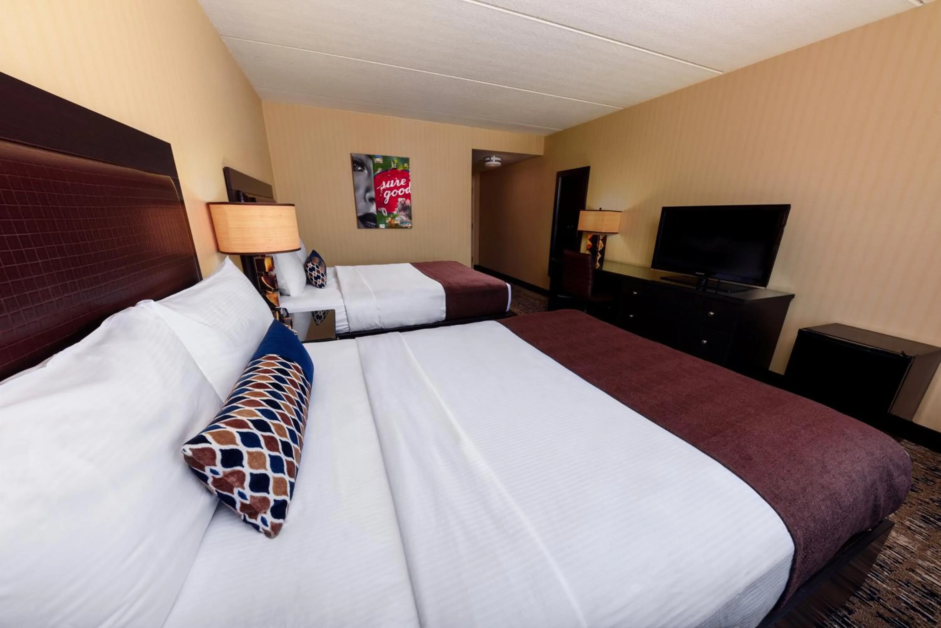 City View Deluxe Room - 2 Queen Beds in Boulder Station Hotel & Casino