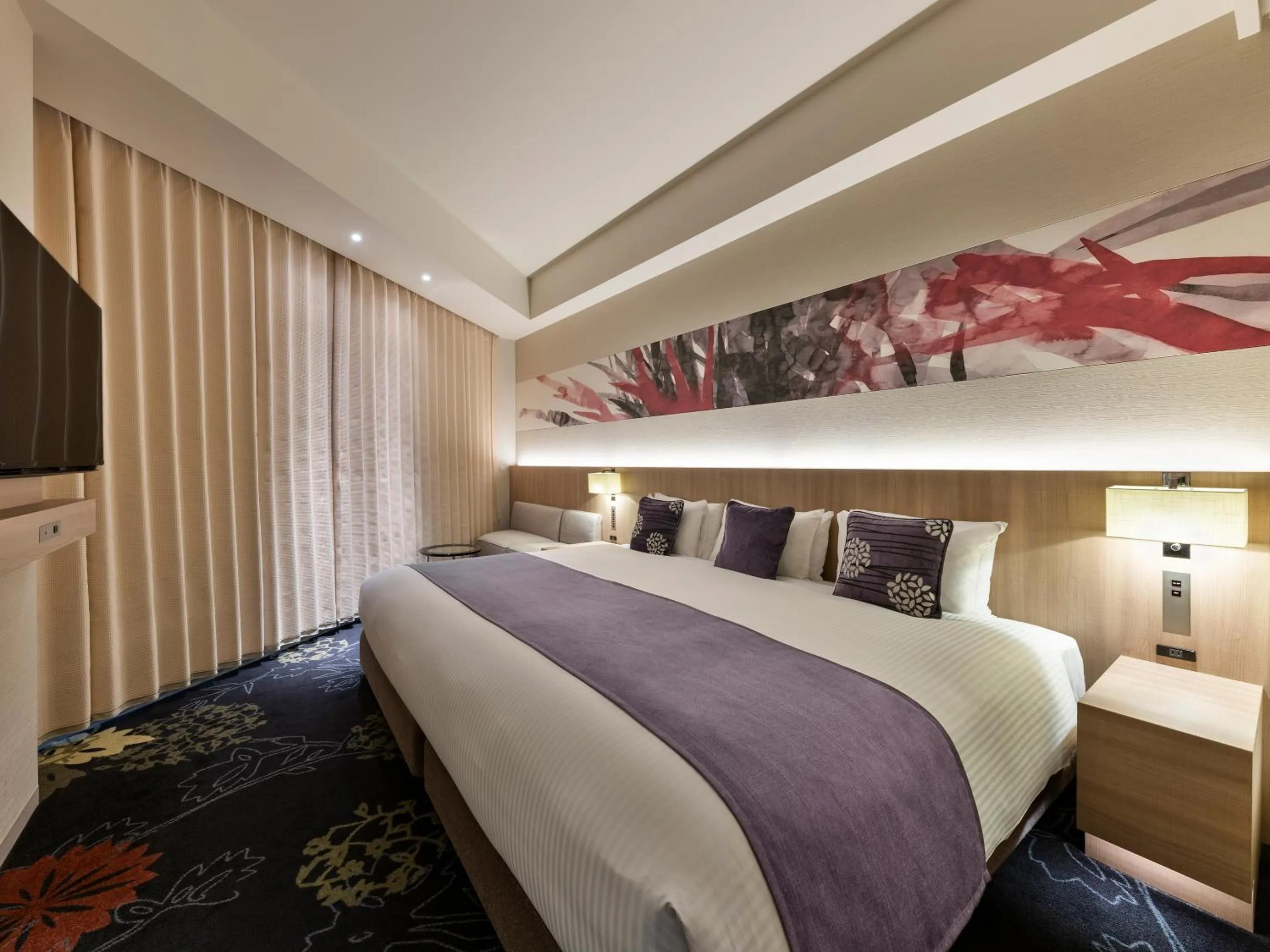 Superior Wide King Room in Millennium Mitsui Garden Hotel Tokyo - Ginza