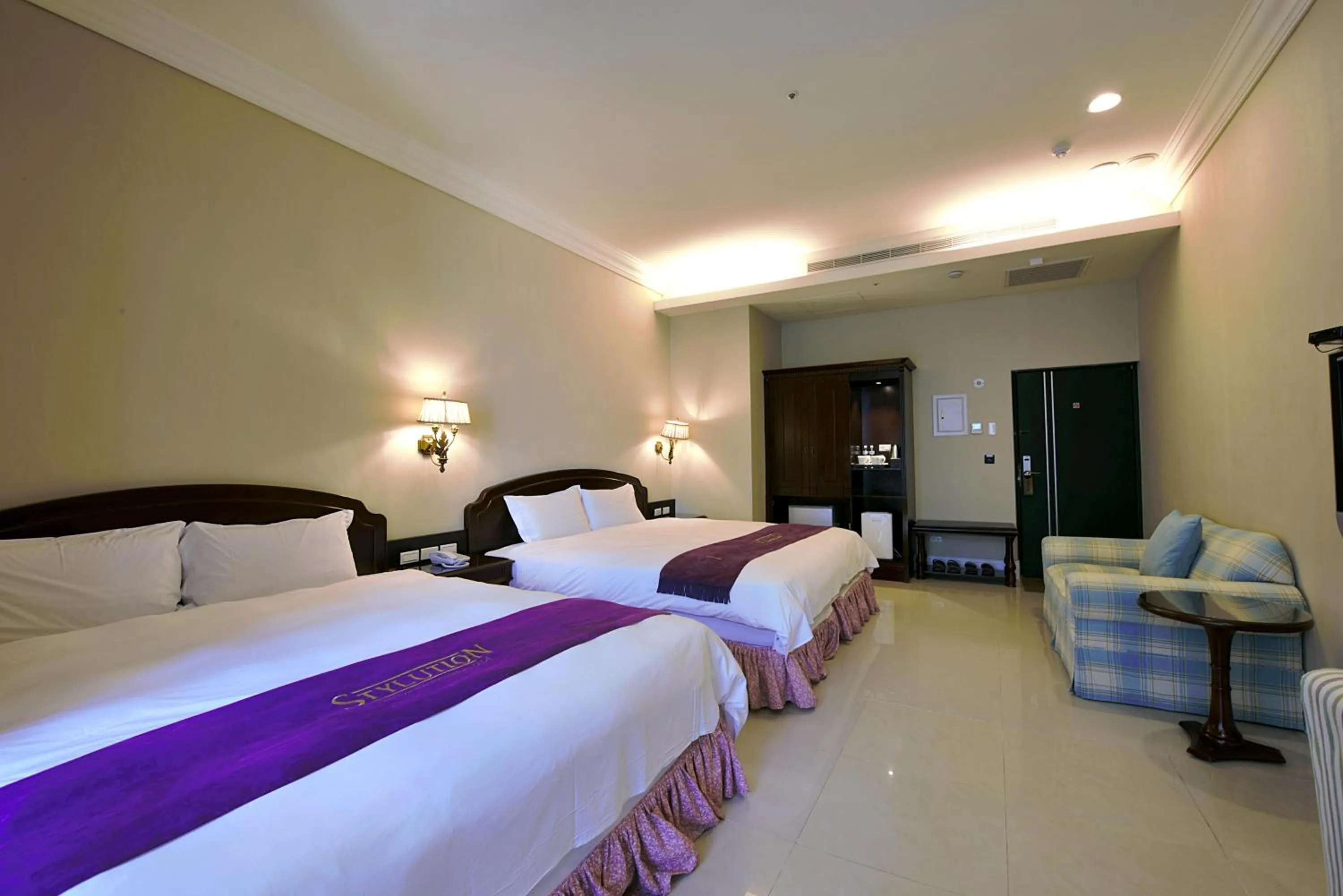 Superior Family Room with Bath in Muen Hot Spring Hotel