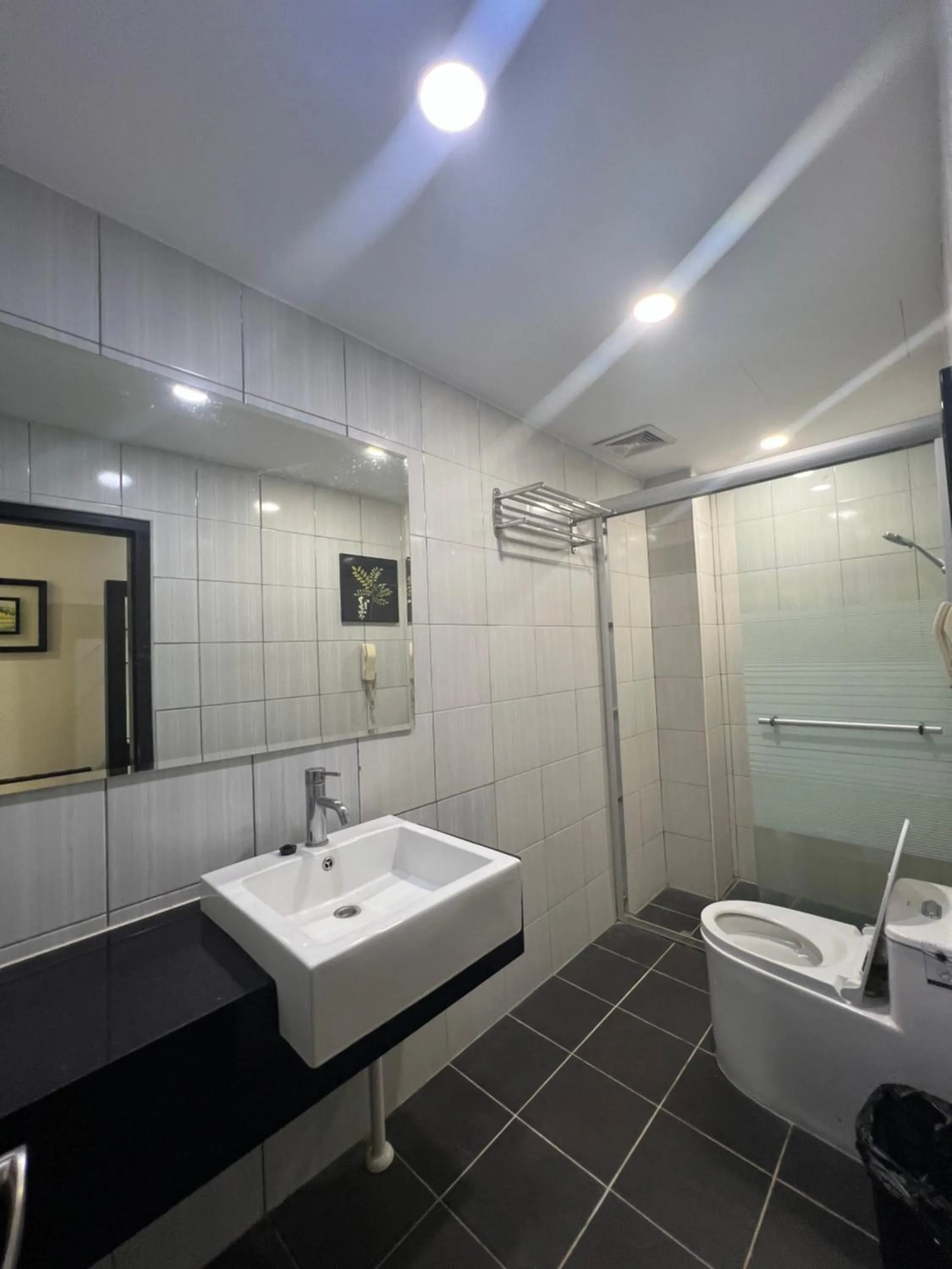 Double Room in H-5 INN