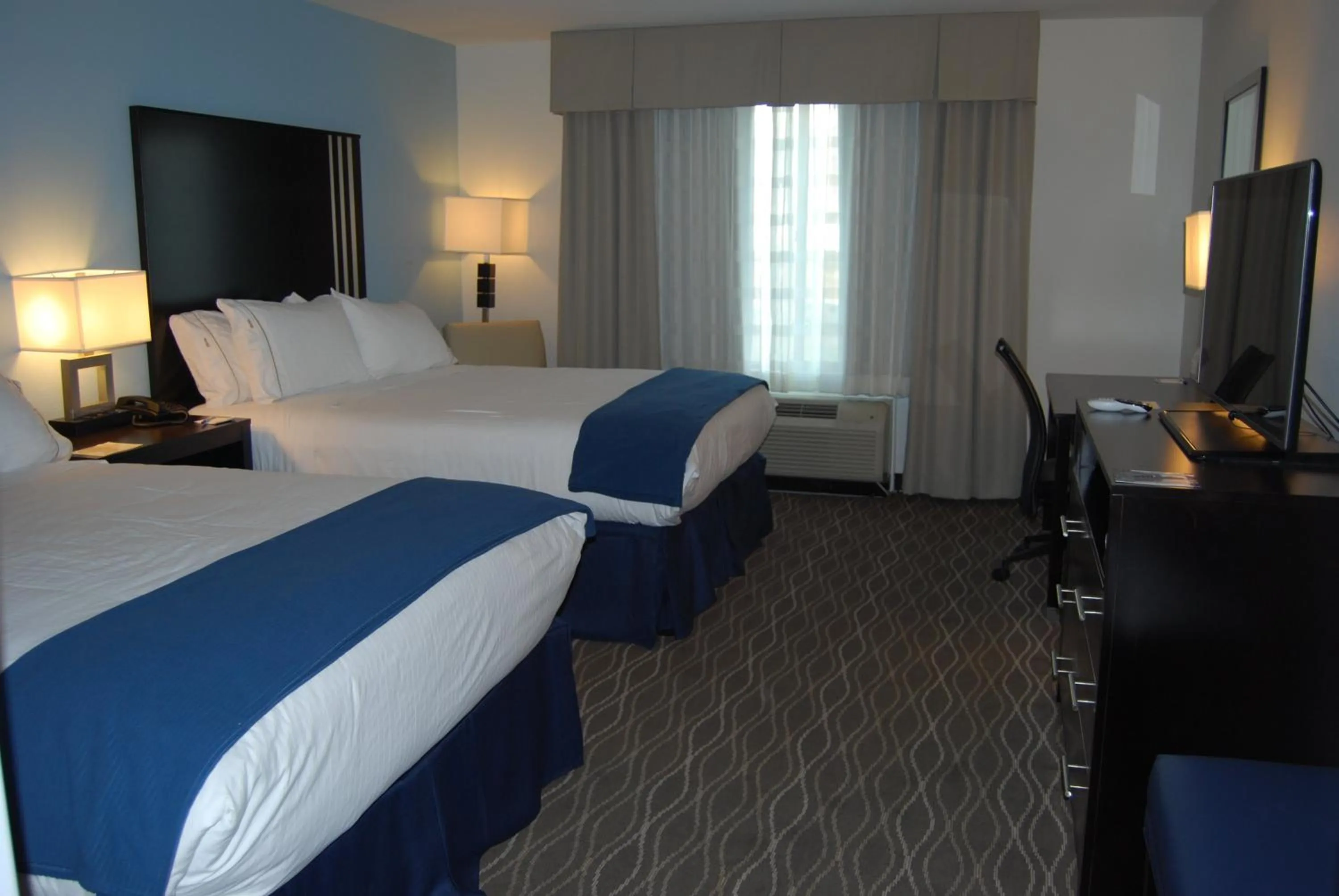 Suite - Mobility Access/Hearing Accessible in Holiday Inn Express & Suites Springville-South Provo Area by IHG
