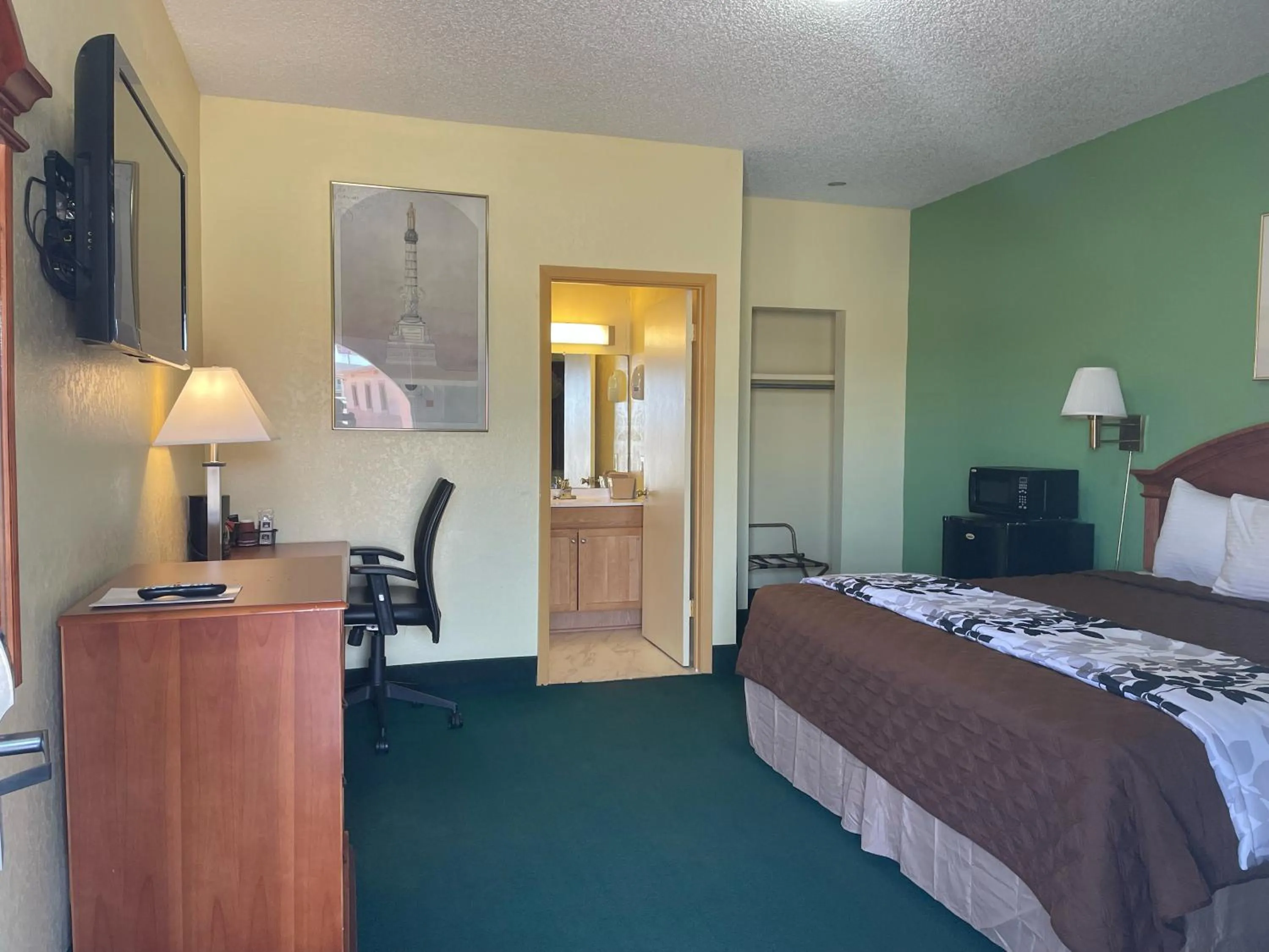 King Room in Relax Inn Dilley