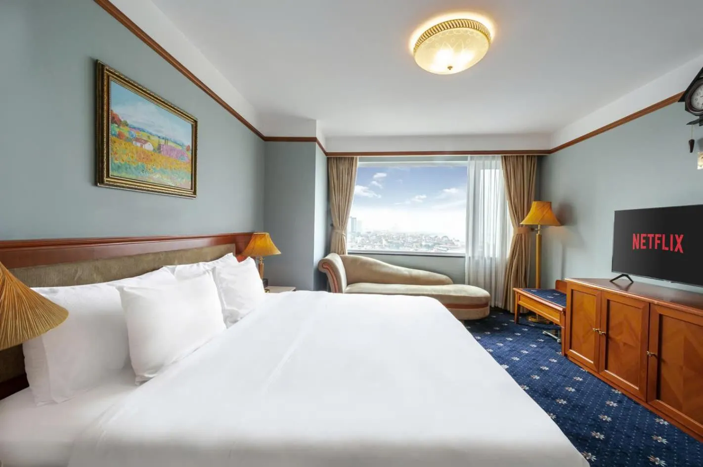 Executive Suite in A25 Luxury Hotel