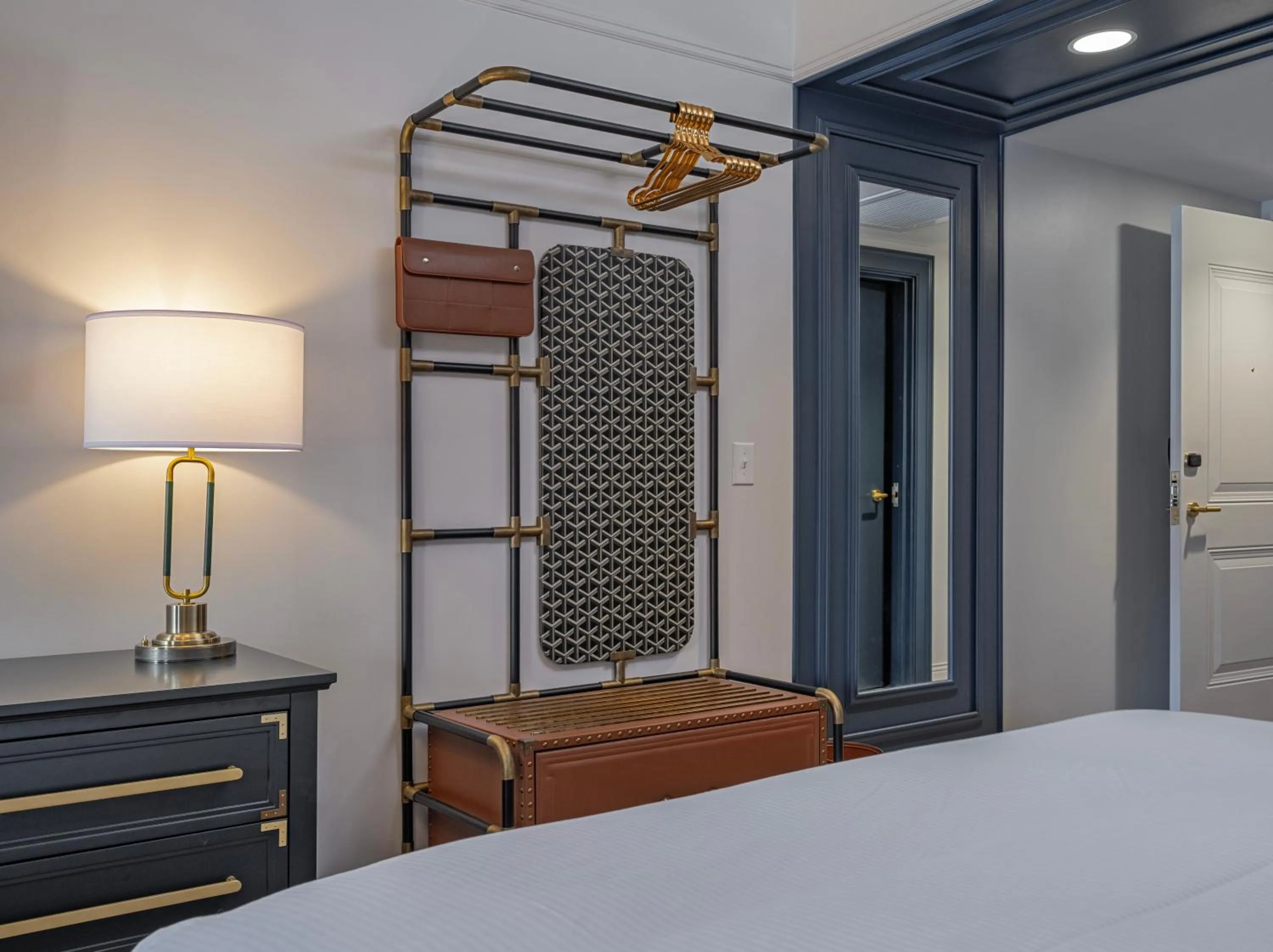 King Room in The Publisher, Downtown Fredericksburg, a Tribute Portfolio Hotel