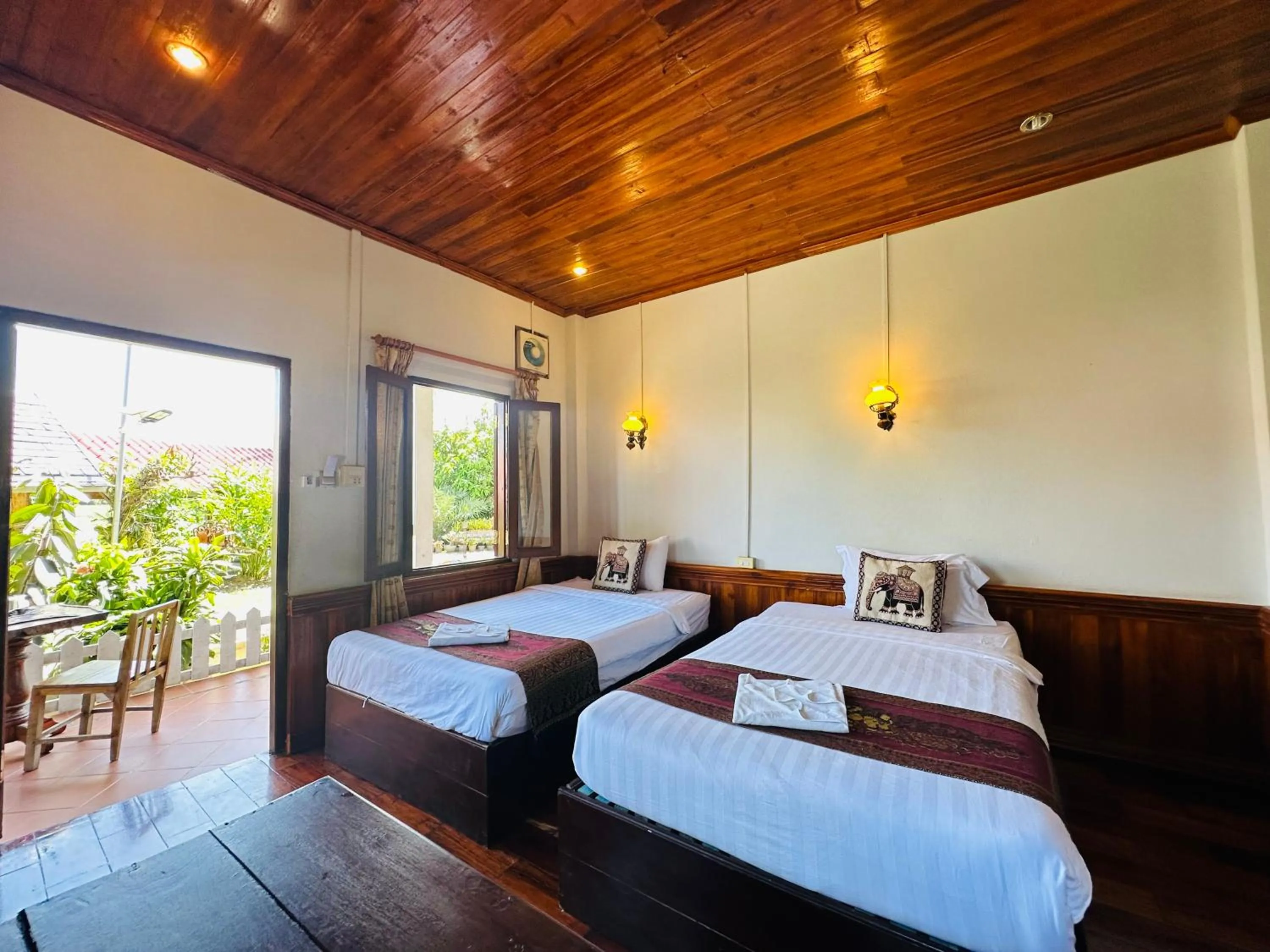 Twin Room with Garden View in Kingkham Riverside Hotel