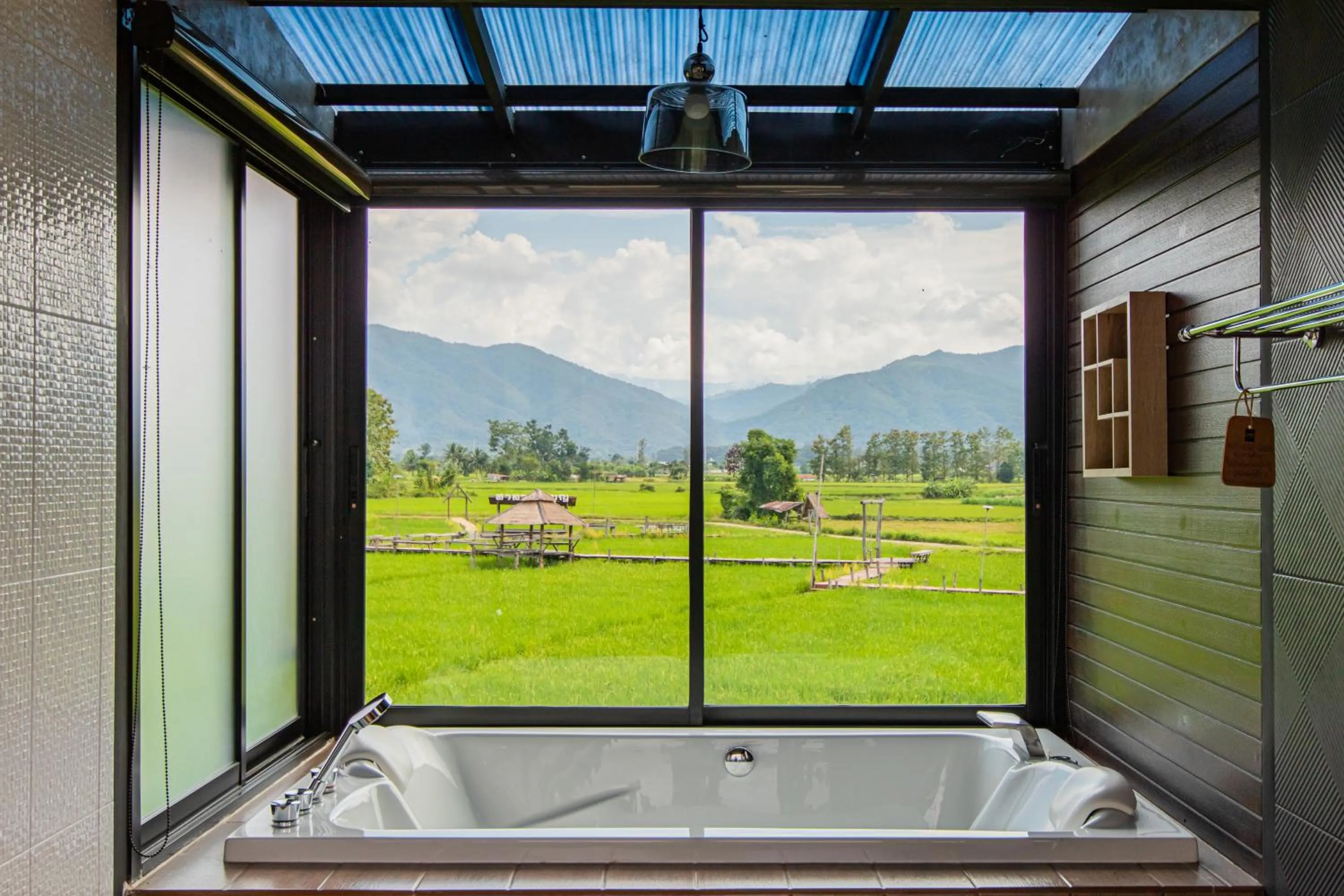 Loft King Mountain View in Sangthong Resort at Chiang Klang