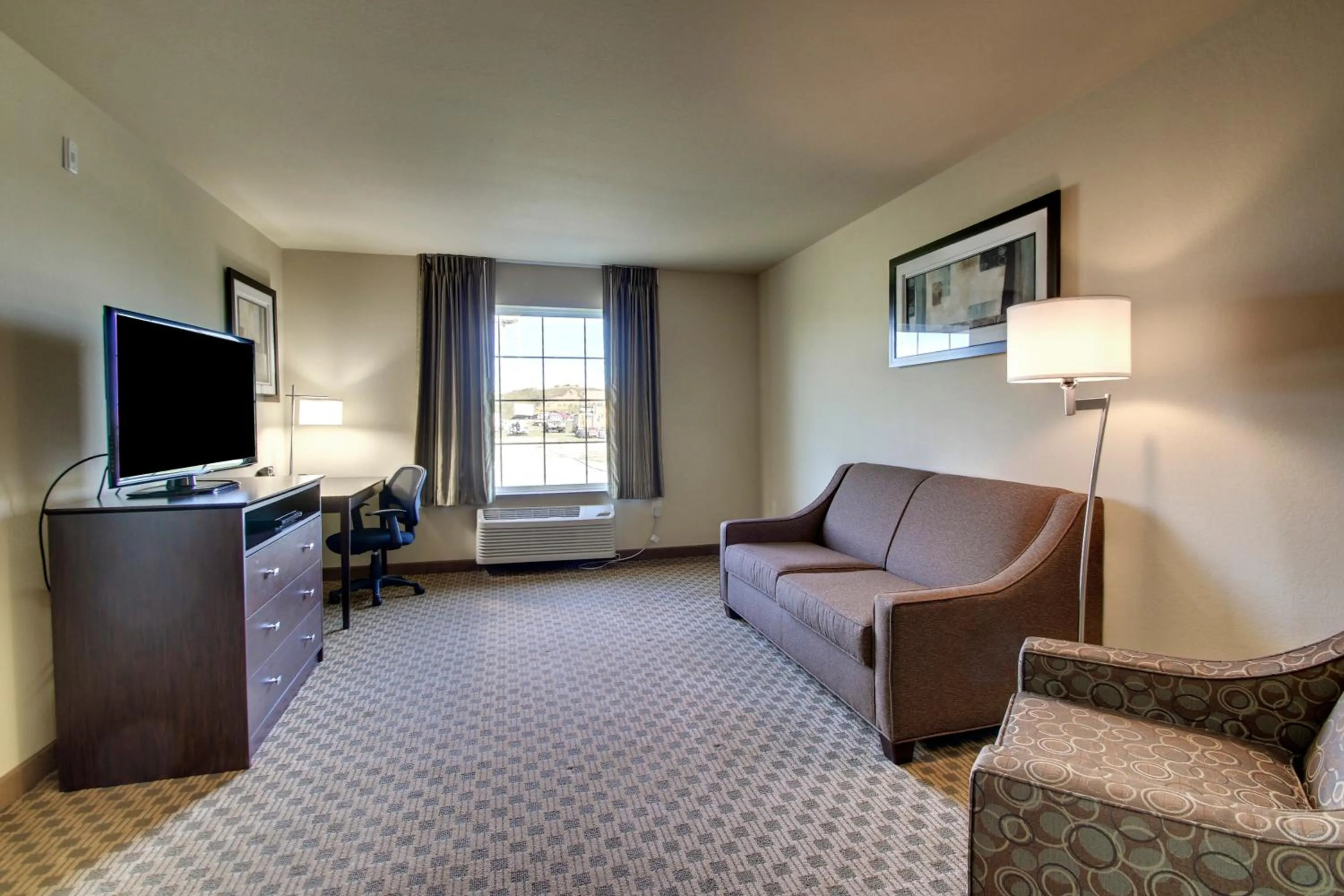King Suite in Cobblestone Inn & Suites - Avoca
