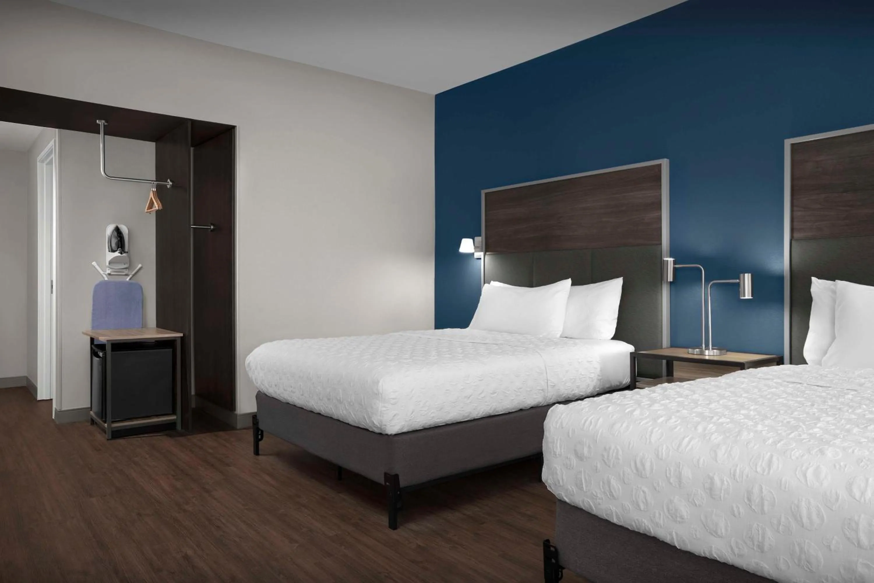 Queen Room with Two Queen Beds and Roll-In Shower - Disability Access in Tru By Hilton Jackson, Tn