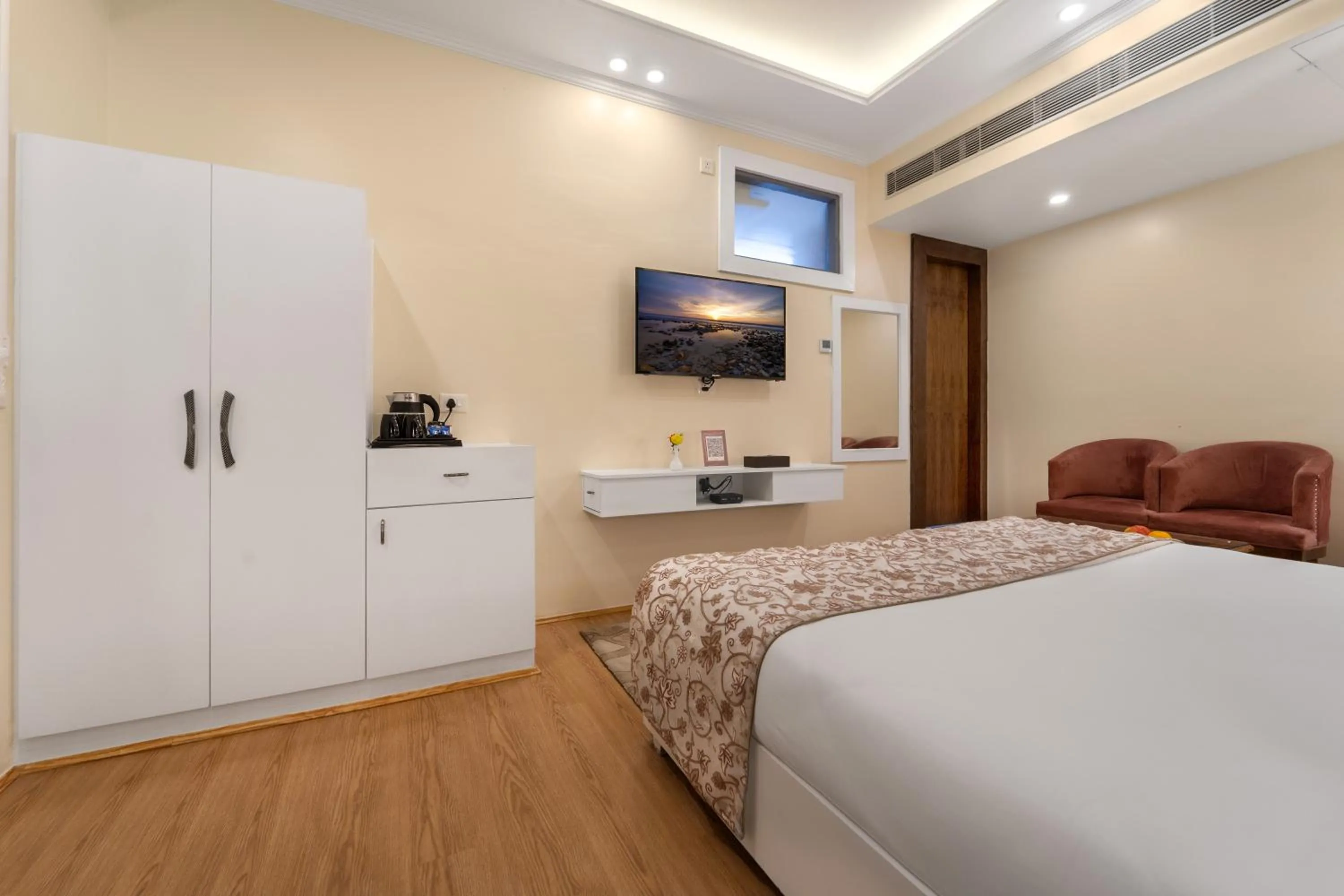 Standard Double Room - single occupancy in ARCO Hotels and Resorts Srinagar