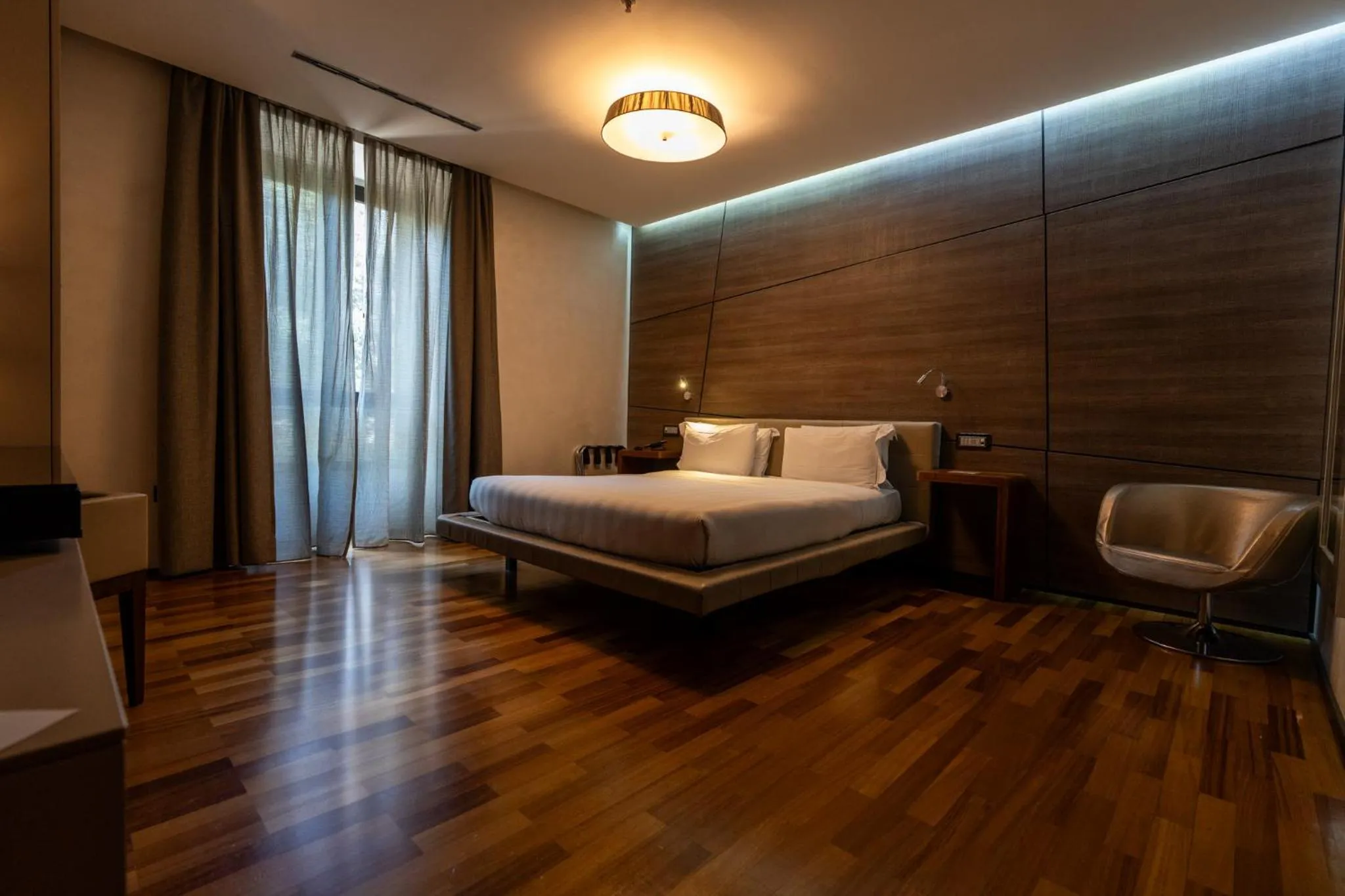Superior Double Room in Divina Luxury Hotel